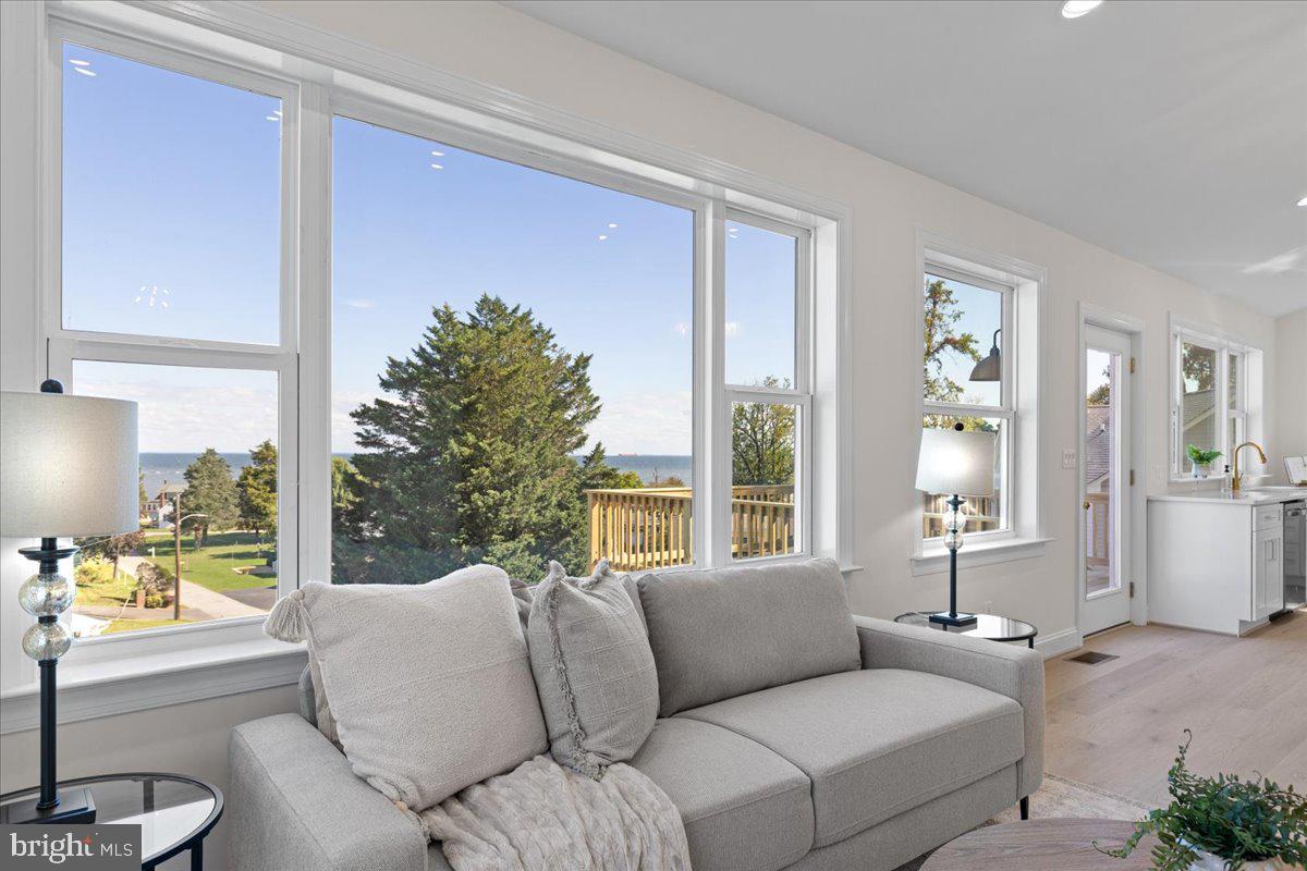 NEELD ESTATE - Residential