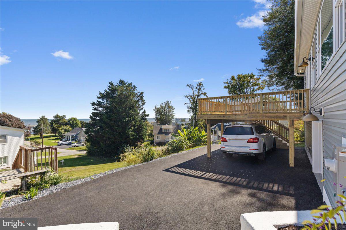 NEELD ESTATE - Residential