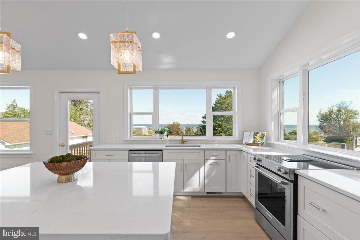 NEELD ESTATE - Residential