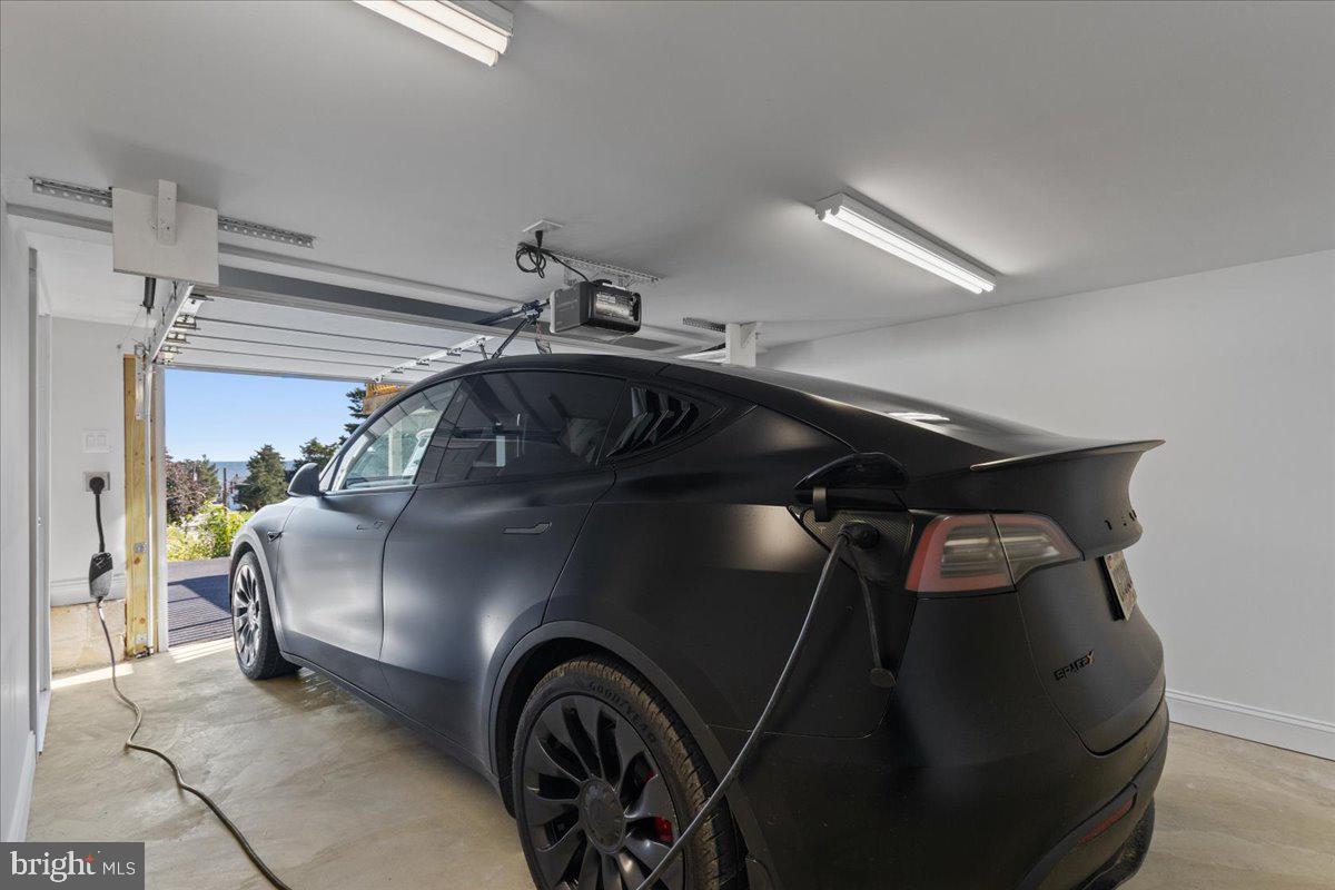 NEELD ESTATE - Residential