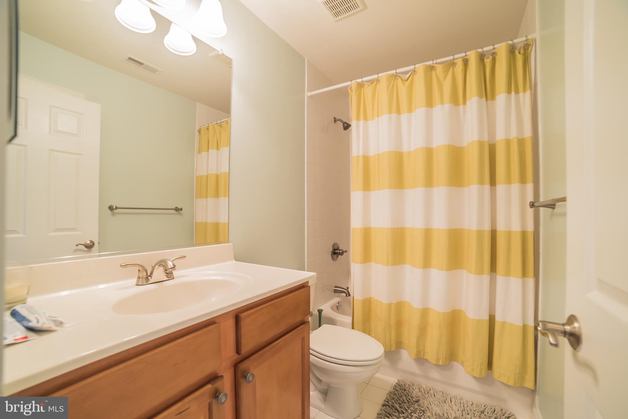 DUNLOGGIN - Residential Lease