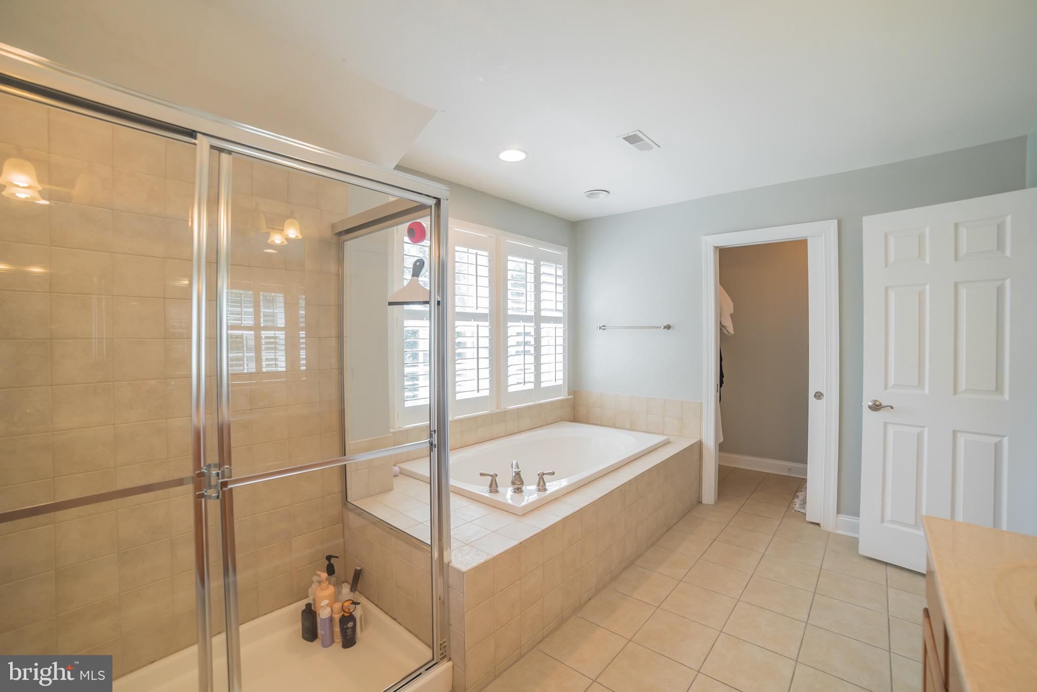 DUNLOGGIN - Residential Lease