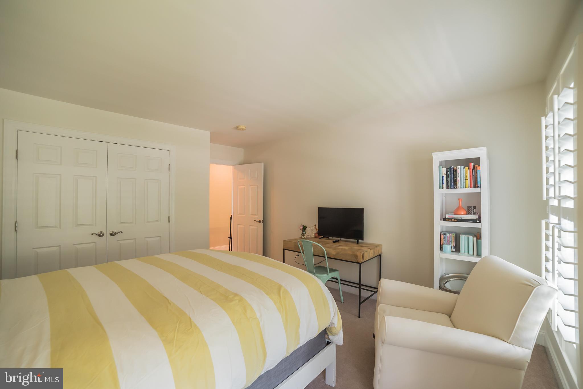 DUNLOGGIN - Residential Lease