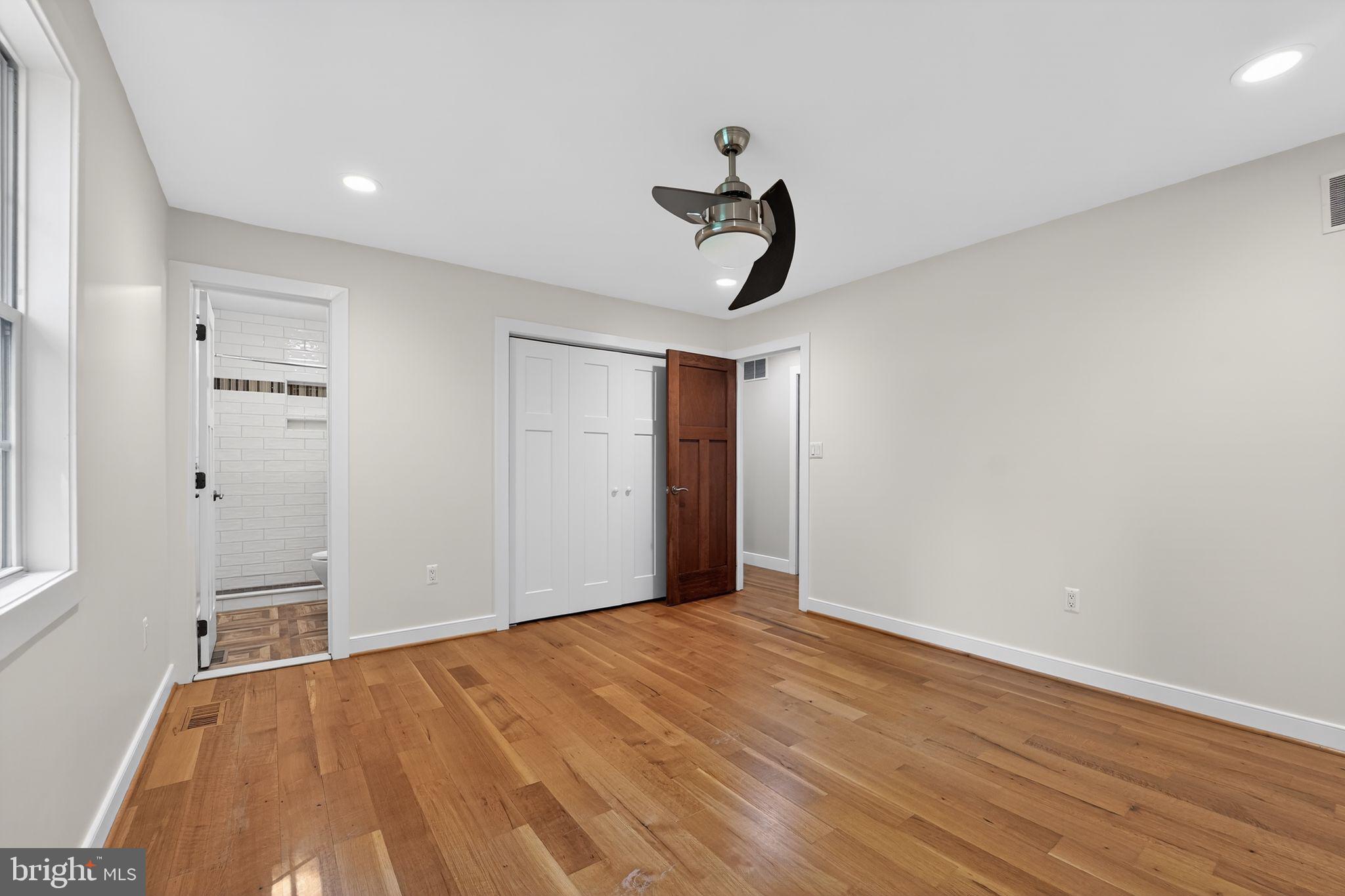 RUBERT MANOR - Residential