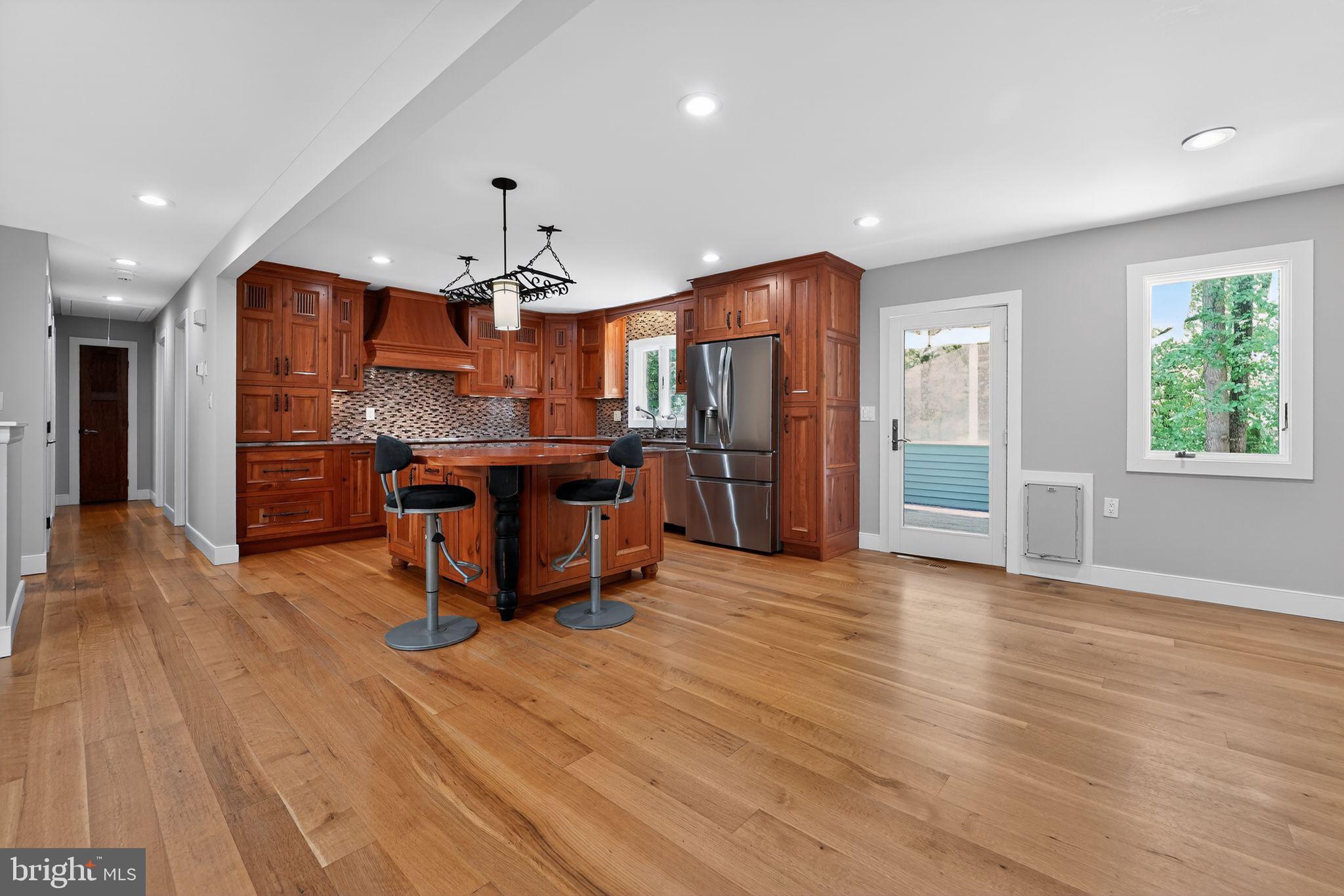 RUBERT MANOR - Residential