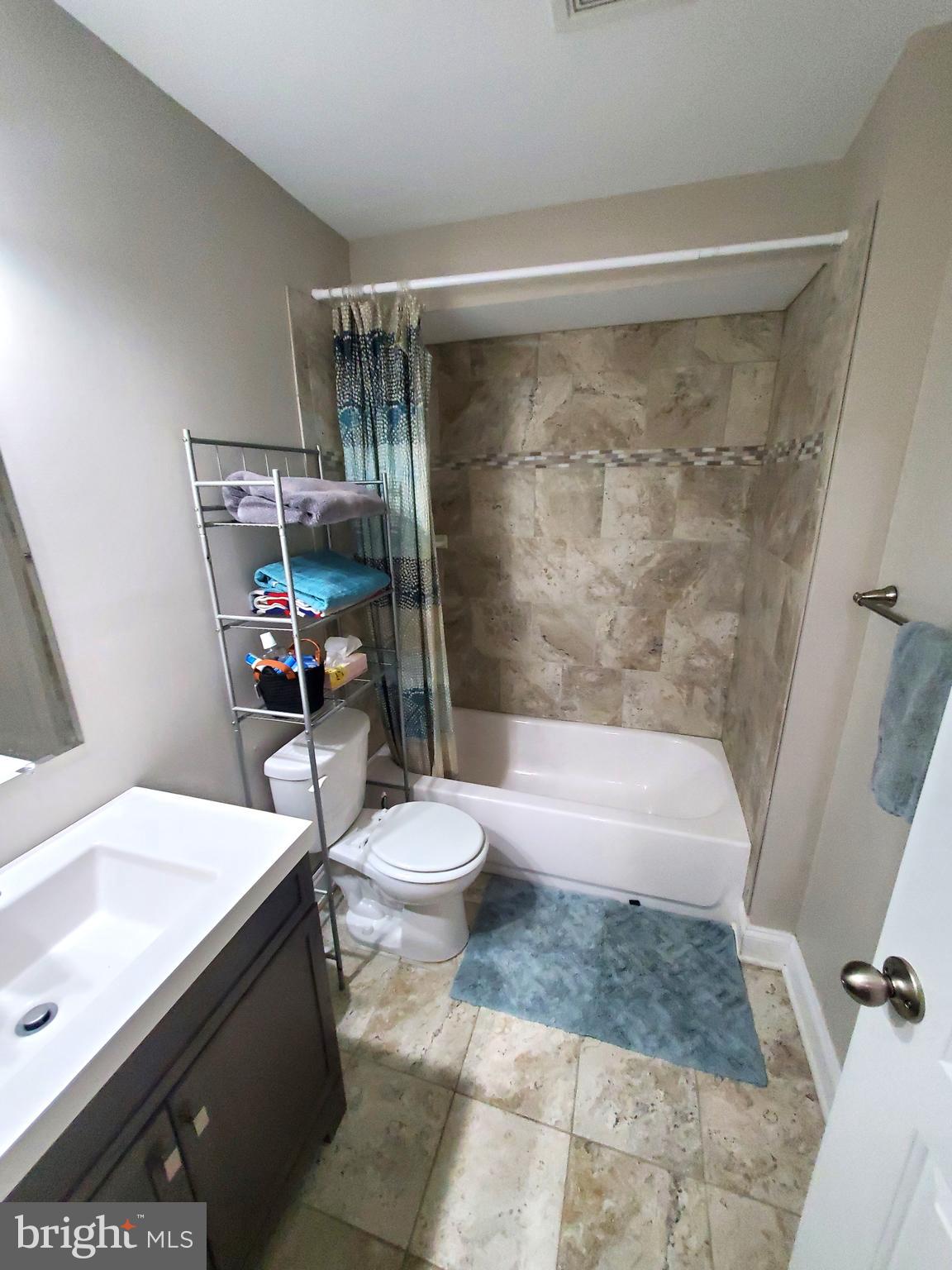 UPPER PARK HEIGHTS - Residential Lease