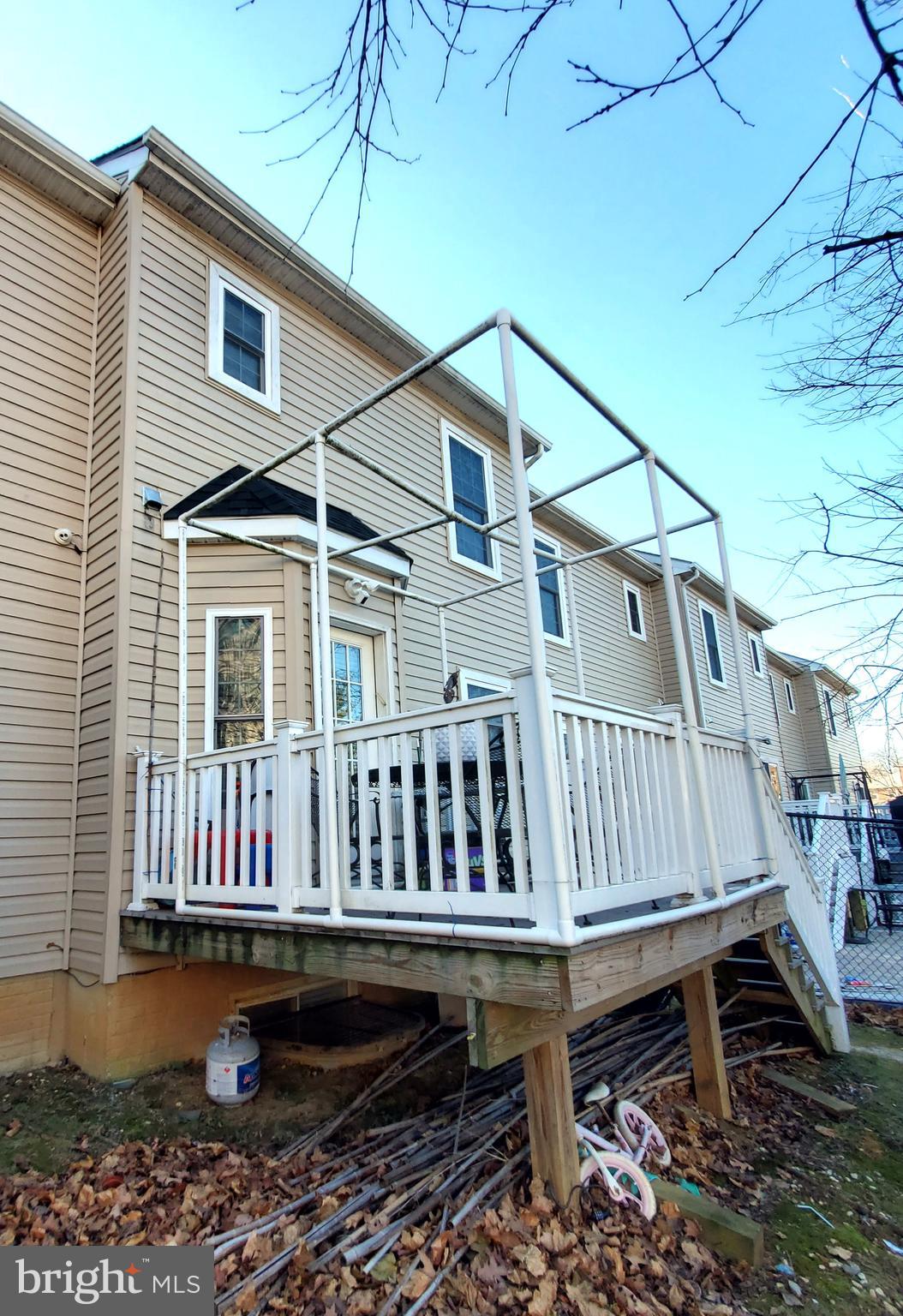 UPPER PARK HEIGHTS - Residential Lease