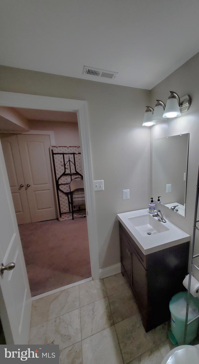 UPPER PARK HEIGHTS - Residential Lease