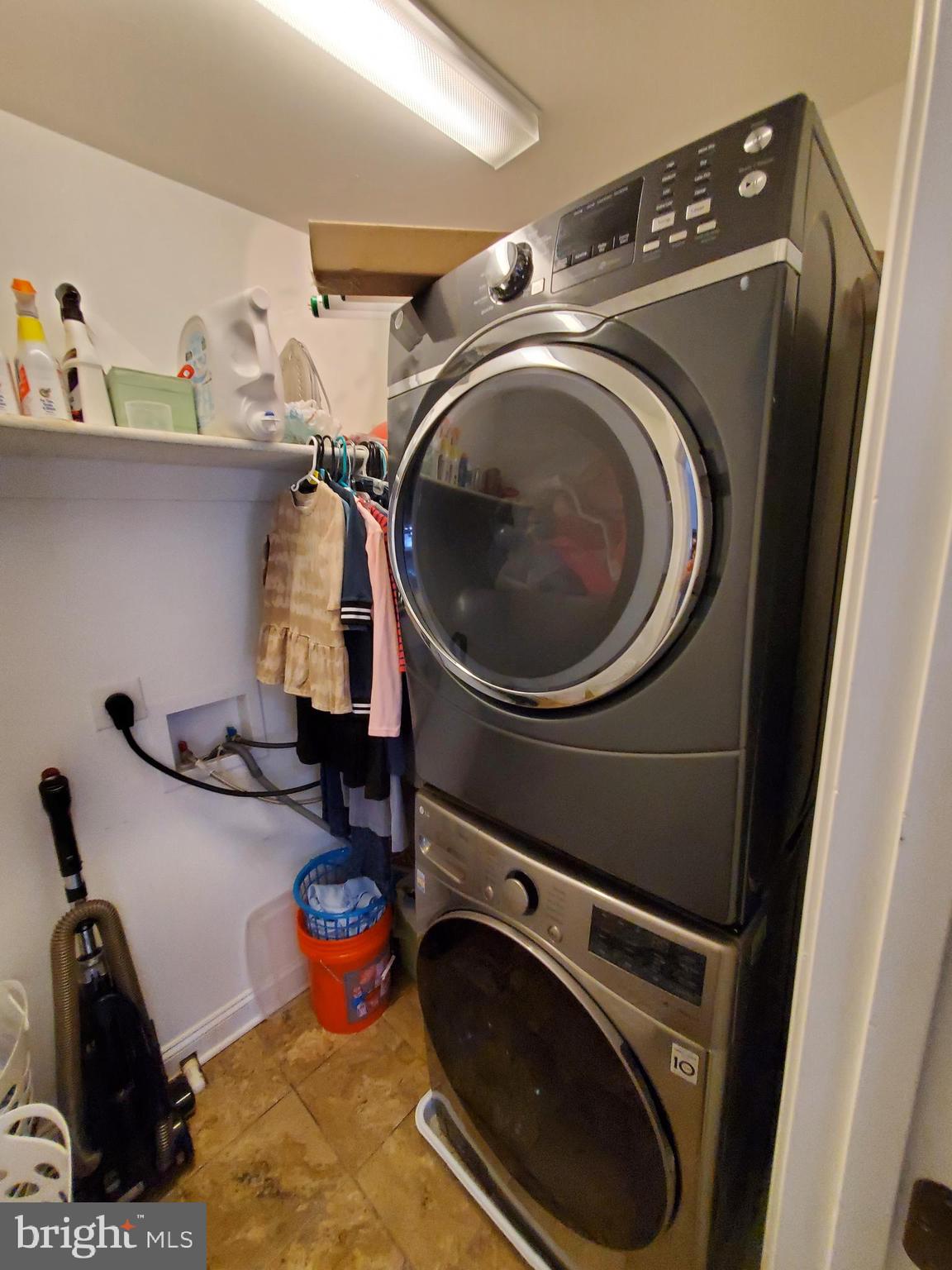 UPPER PARK HEIGHTS - Residential Lease