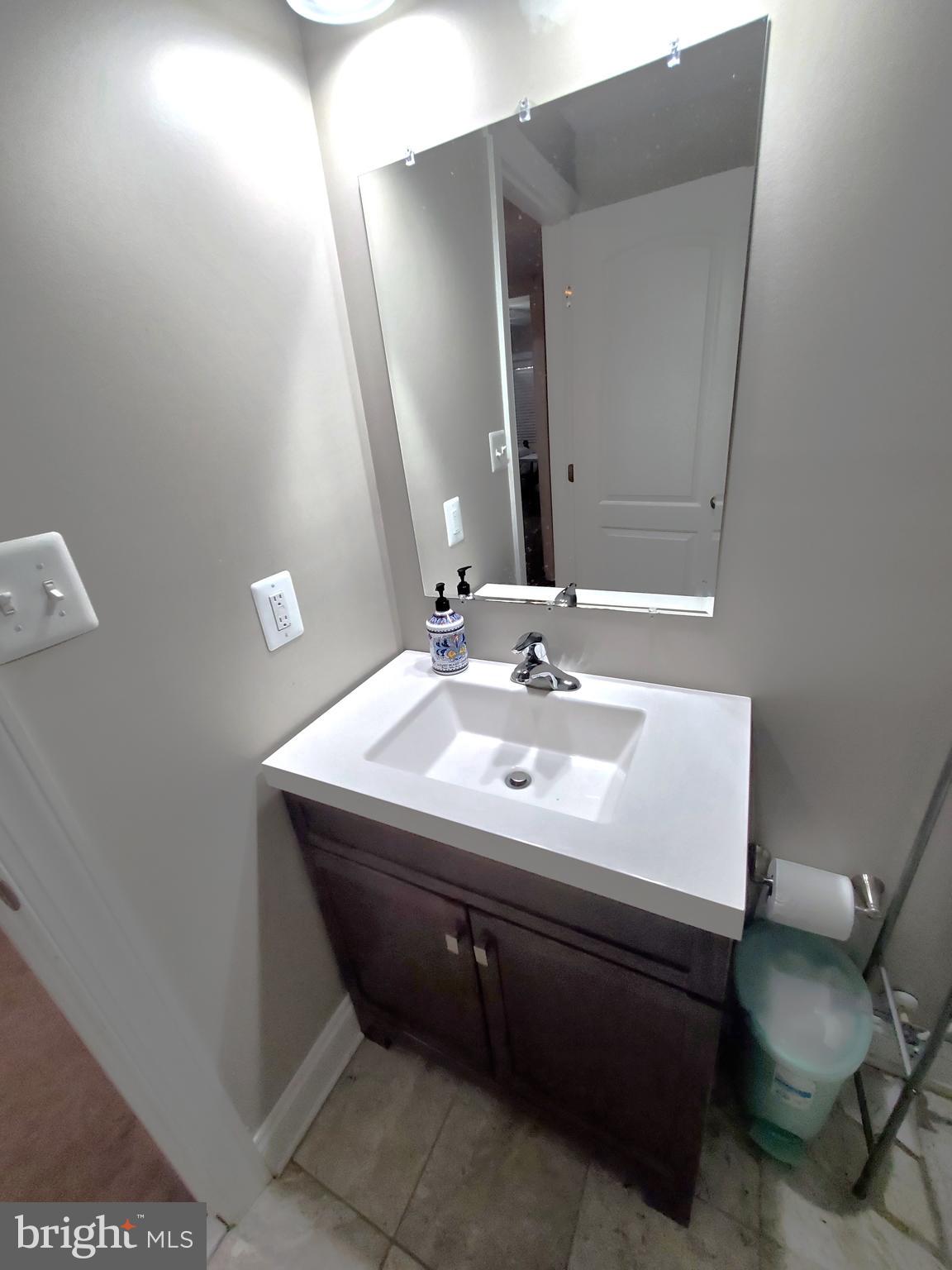 UPPER PARK HEIGHTS - Residential Lease