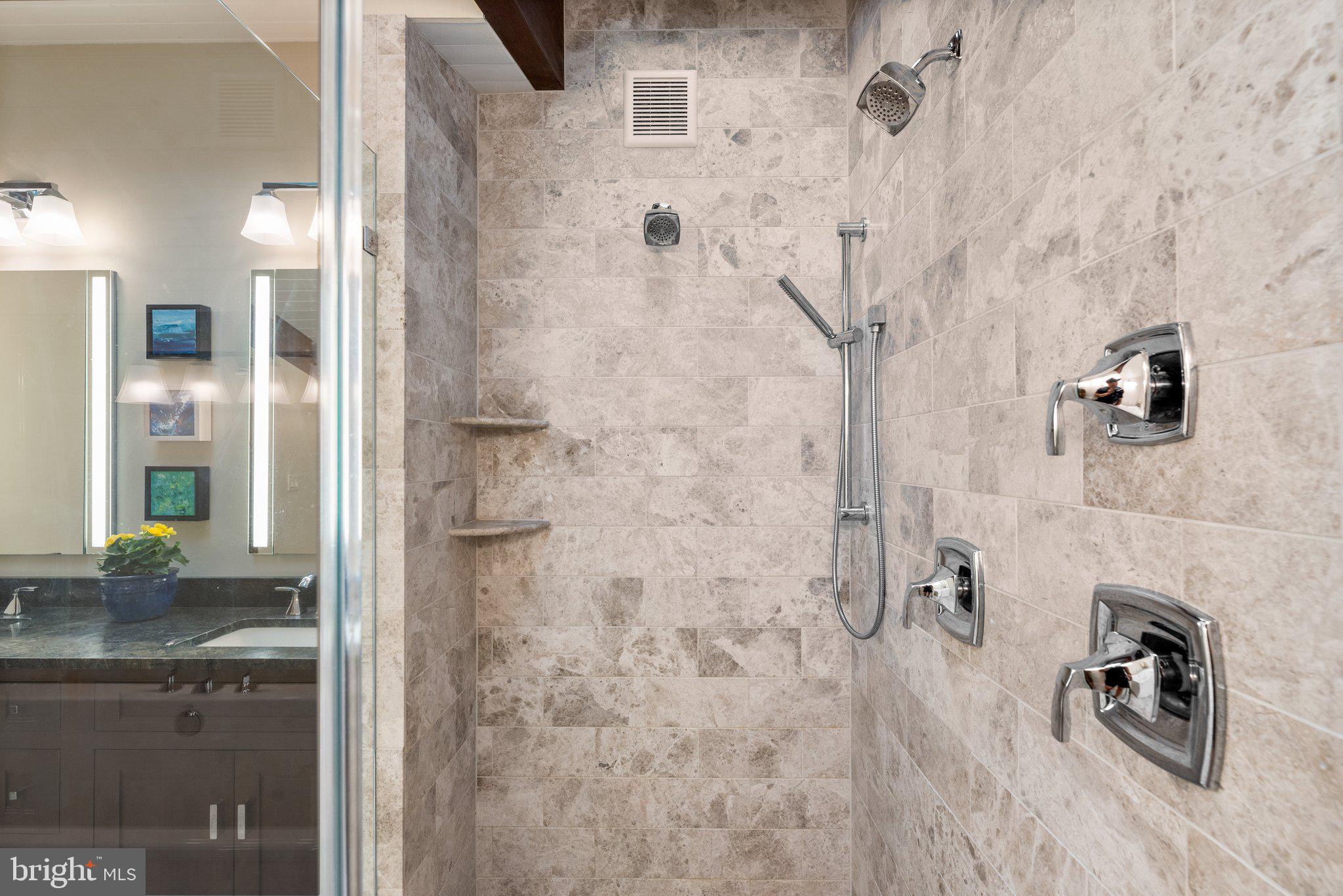 SOUTH RIVER MANOR - Residential