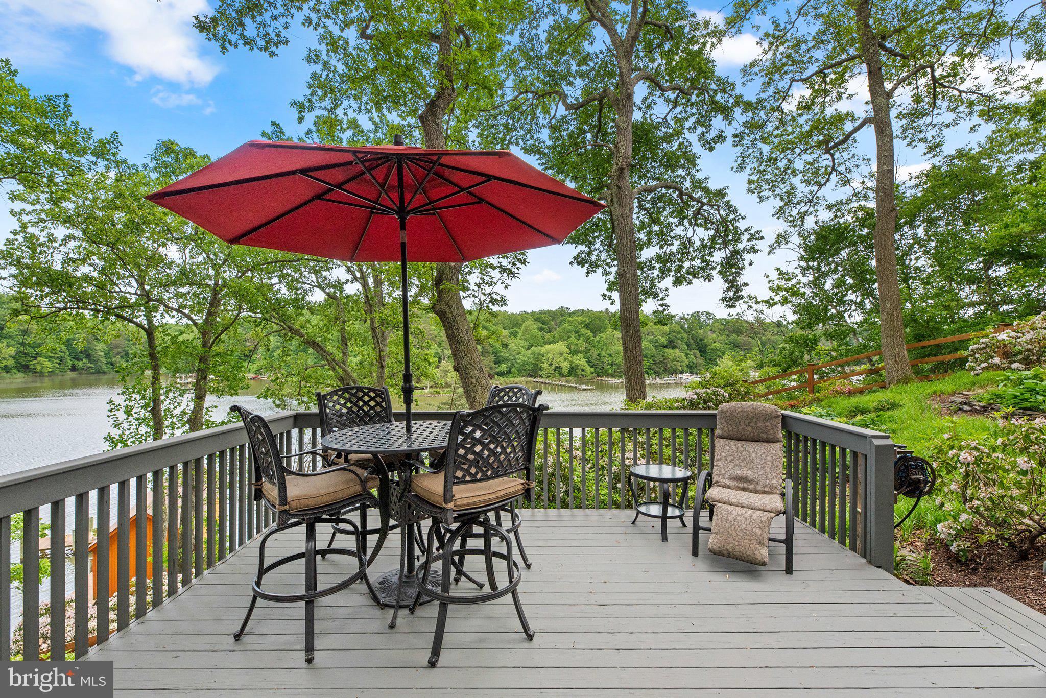 SOUTH RIVER MANOR - Residential