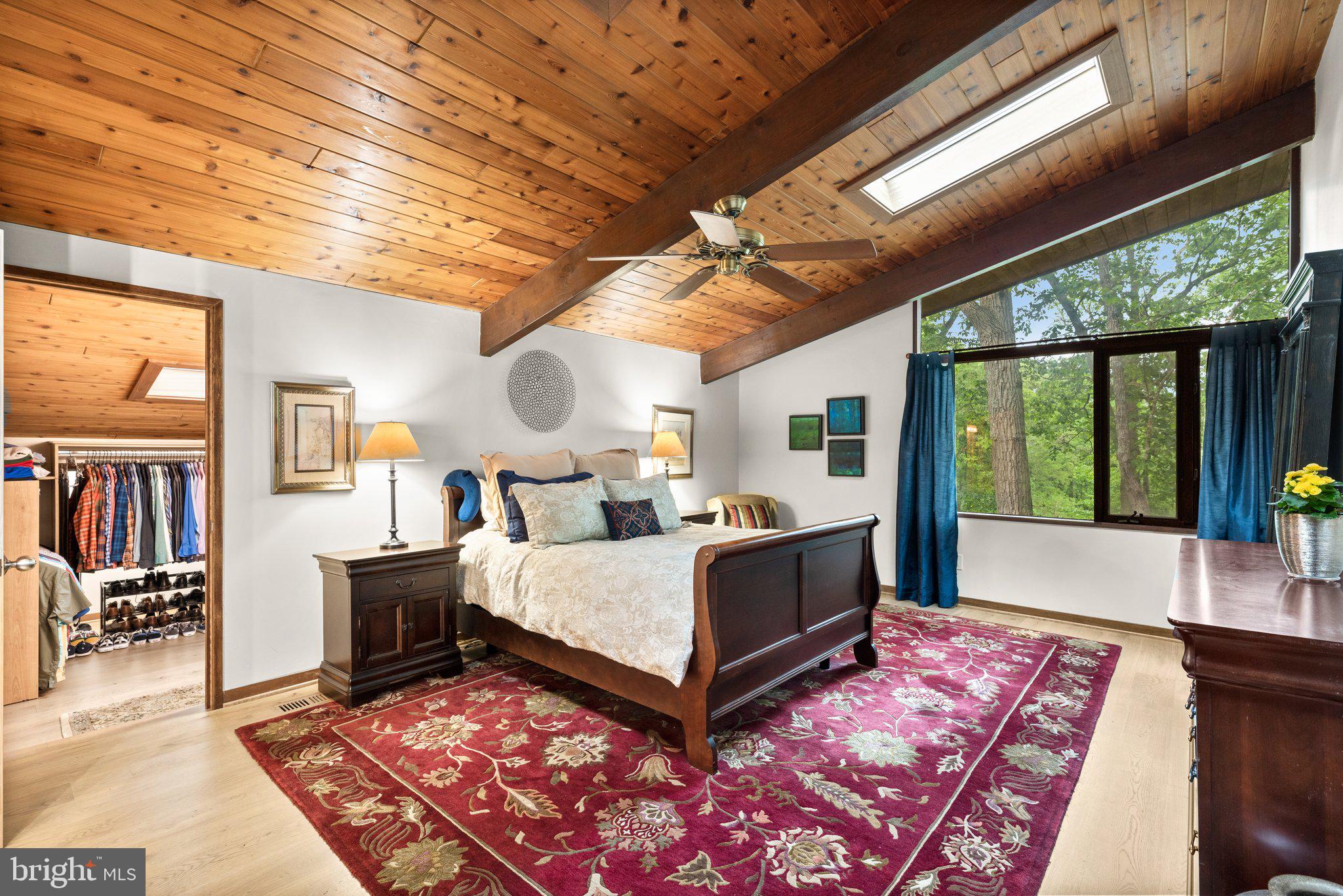 SOUTH RIVER MANOR - Residential