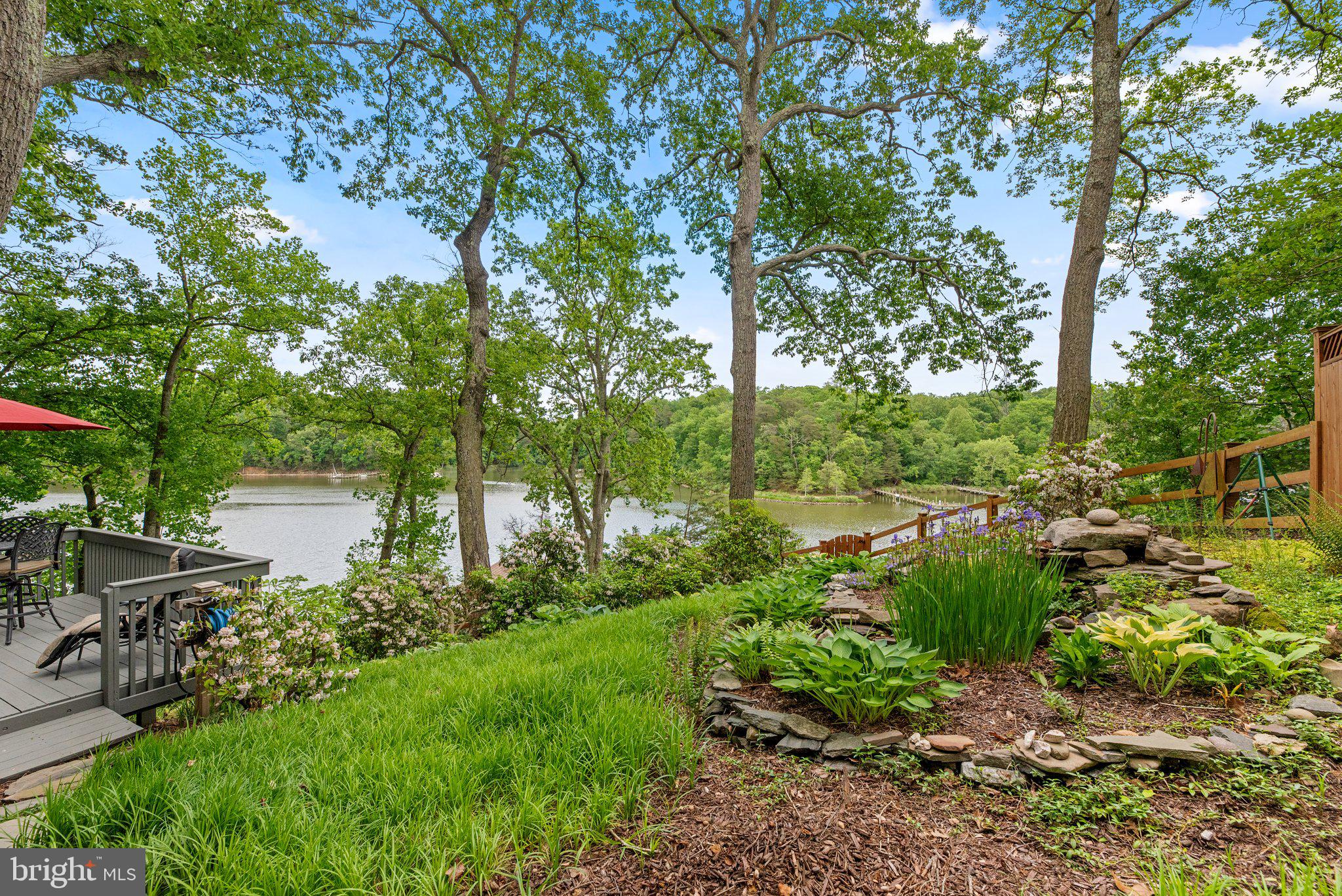 SOUTH RIVER MANOR - Residential