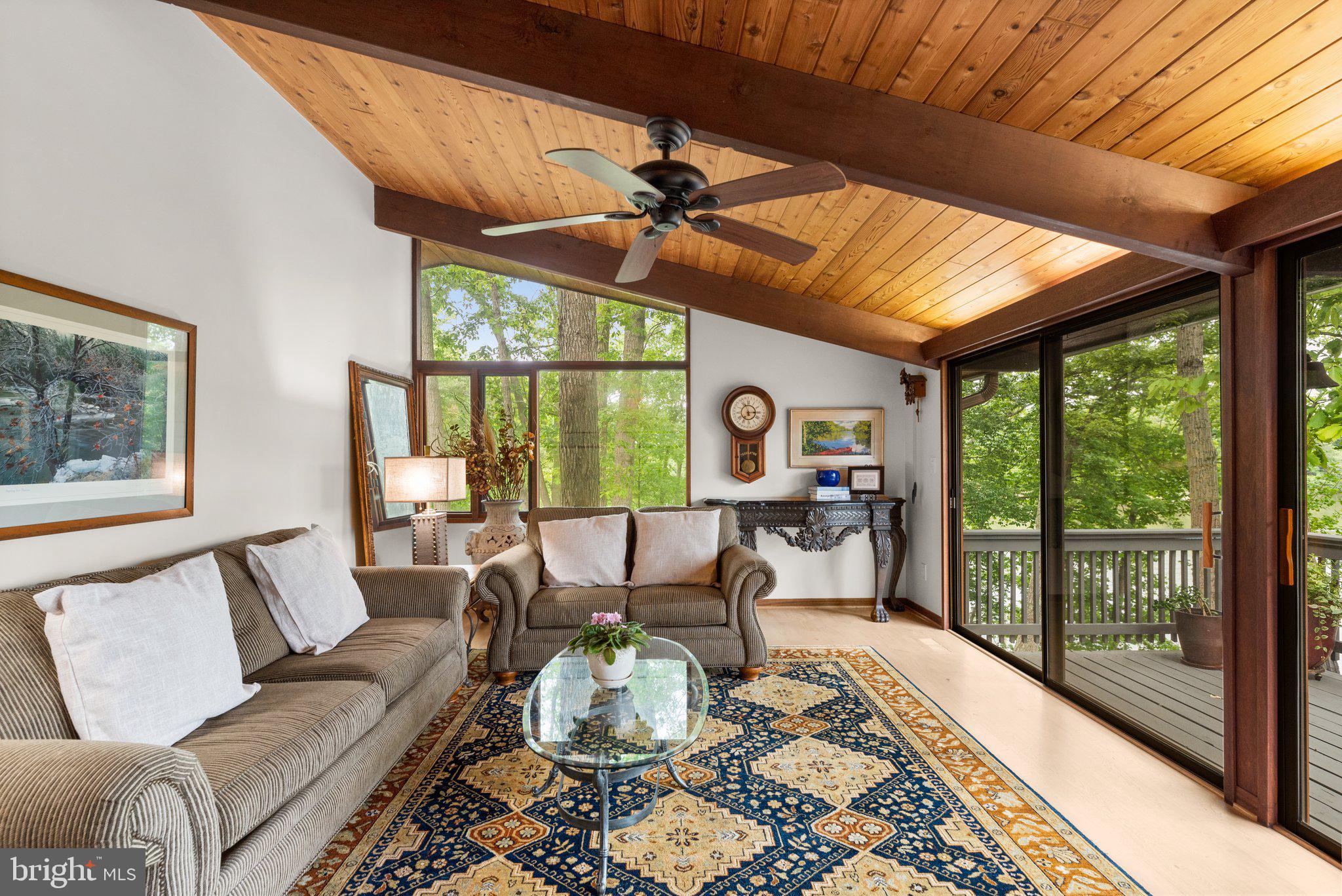 SOUTH RIVER MANOR - Residential