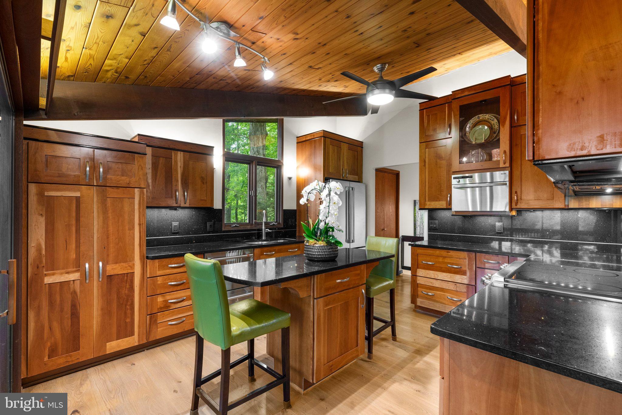 SOUTH RIVER MANOR - Residential