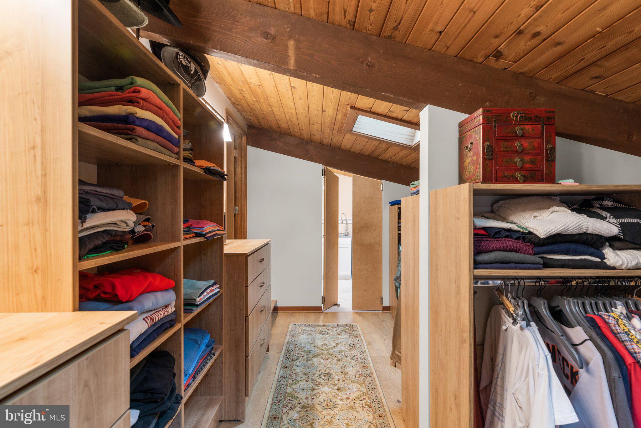 SOUTH RIVER MANOR - Residential