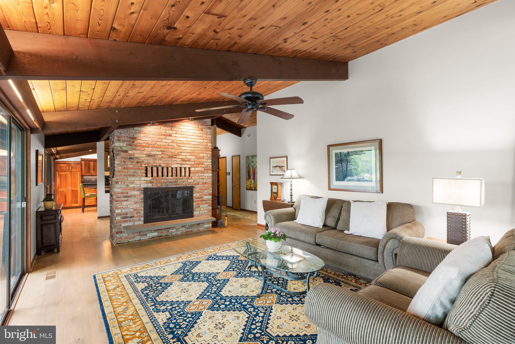 SOUTH RIVER MANOR - Residential