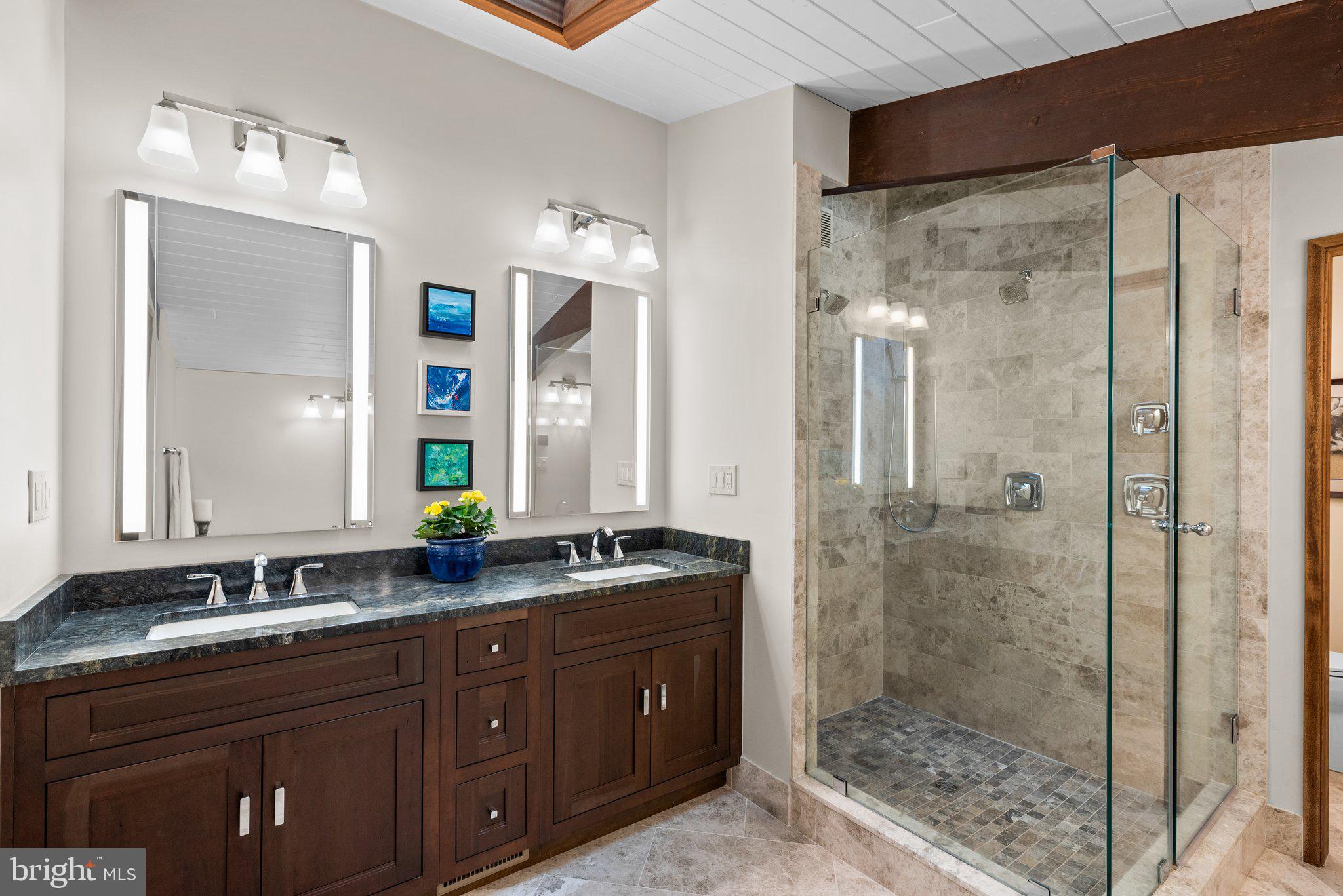 SOUTH RIVER MANOR - Residential