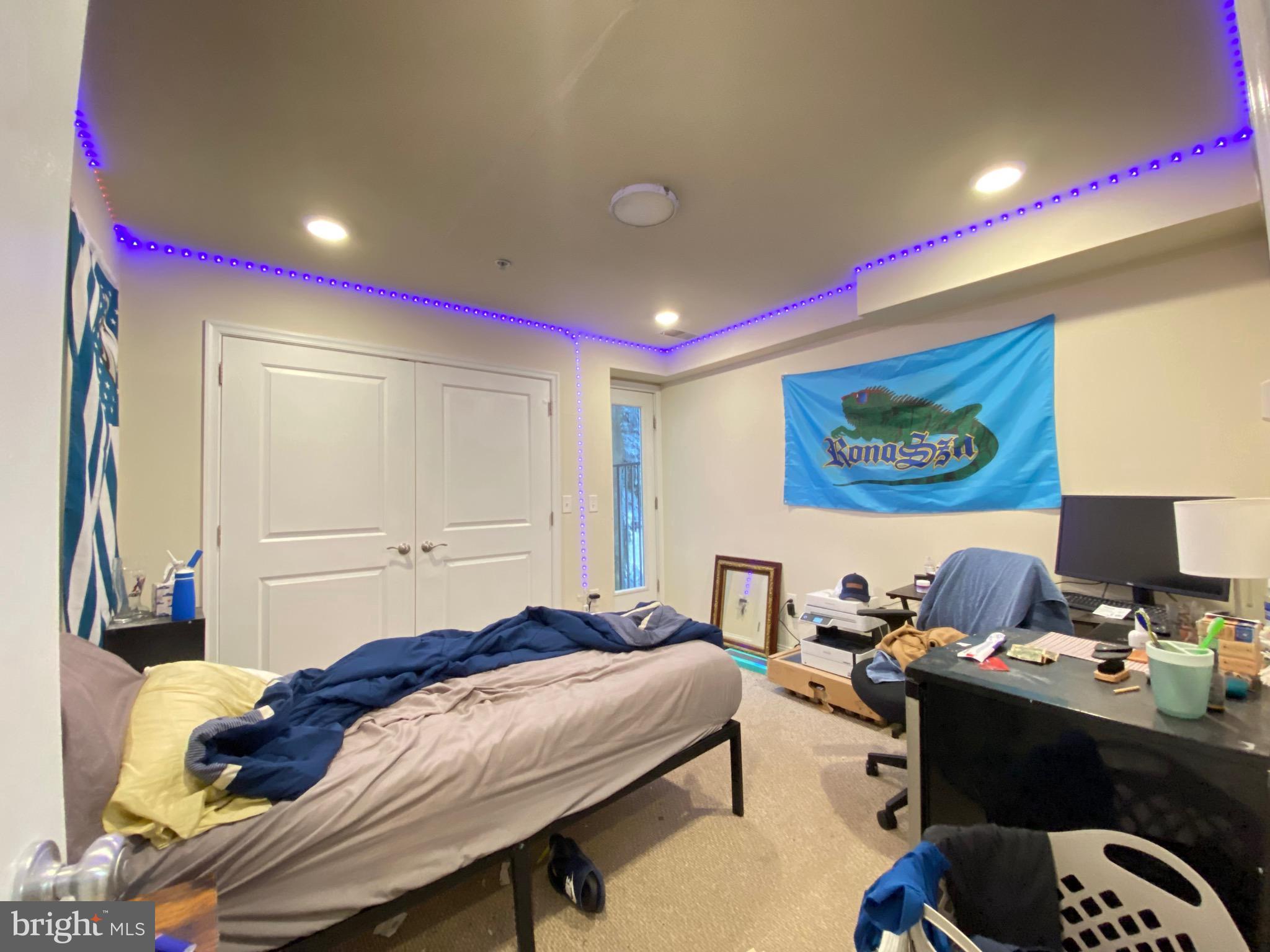 TEMPLE UNIVERSITY - Residential Lease