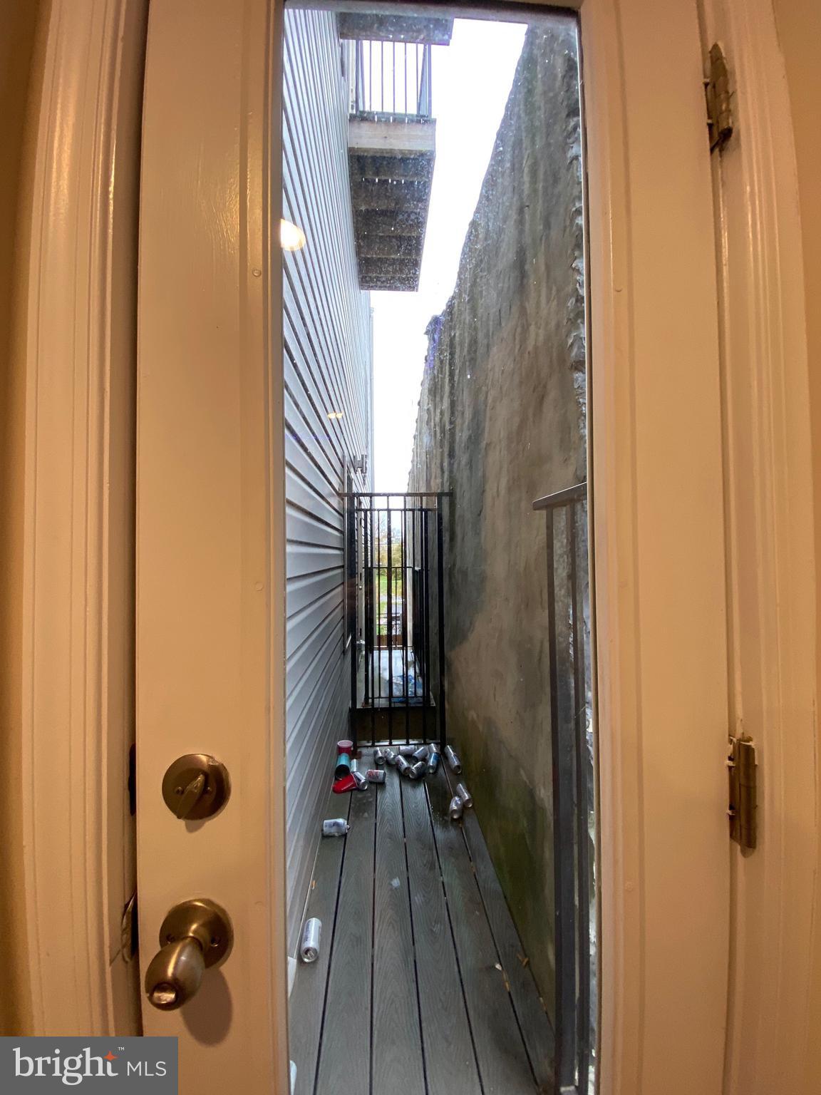 TEMPLE UNIVERSITY - Residential Lease