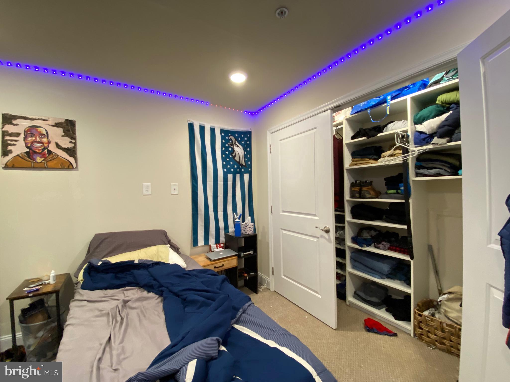 TEMPLE UNIVERSITY - Residential Lease