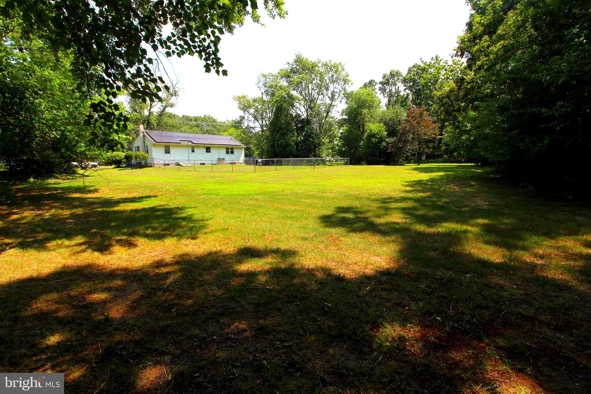 521 SICKLERVILLE ROAD