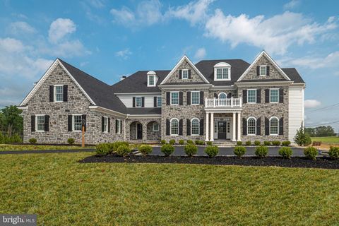 1339 CAROLANNES WAY B6 WEST CHESTER PA 19382