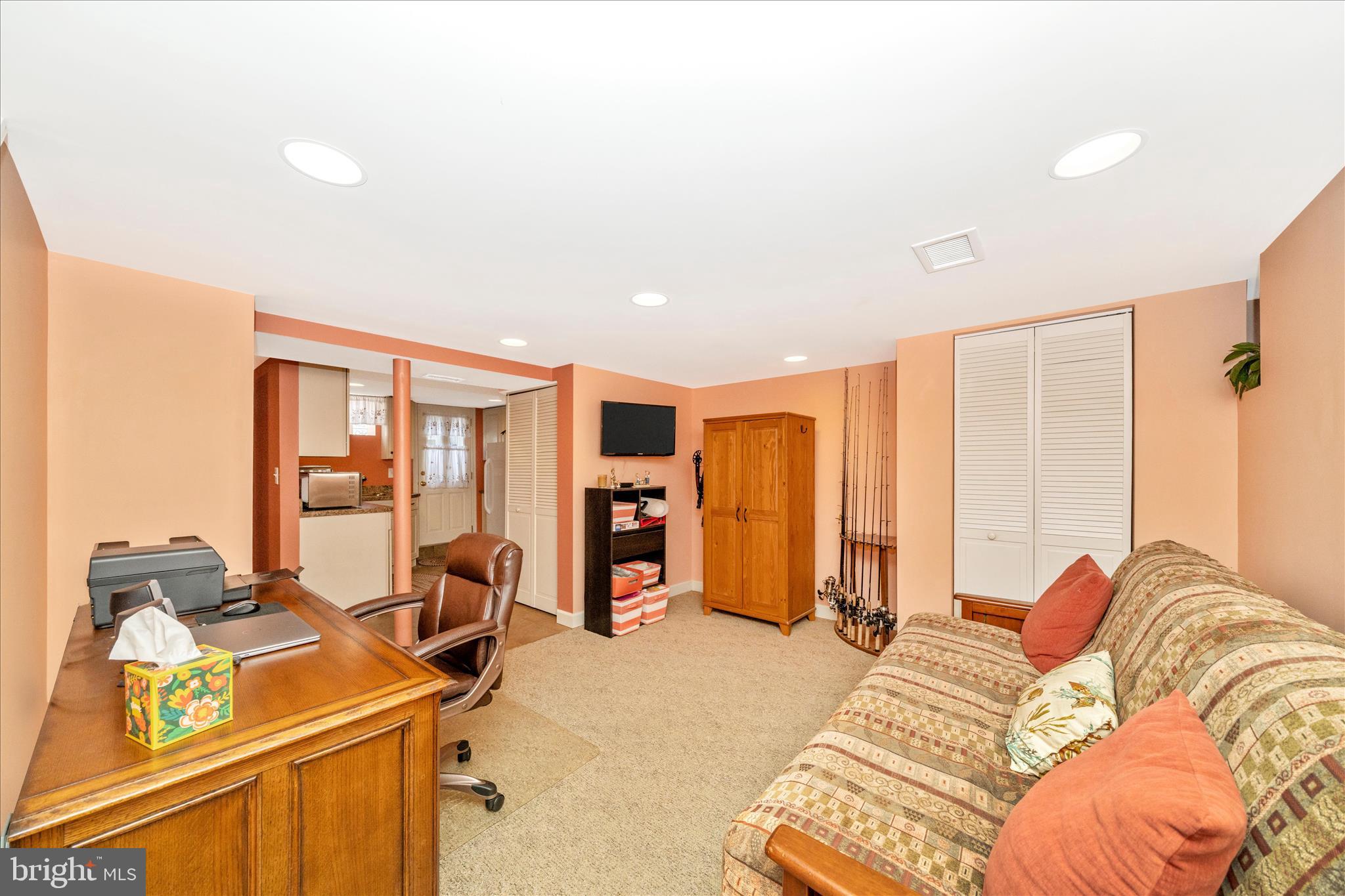 OAKLEE VILLAGE - Residential