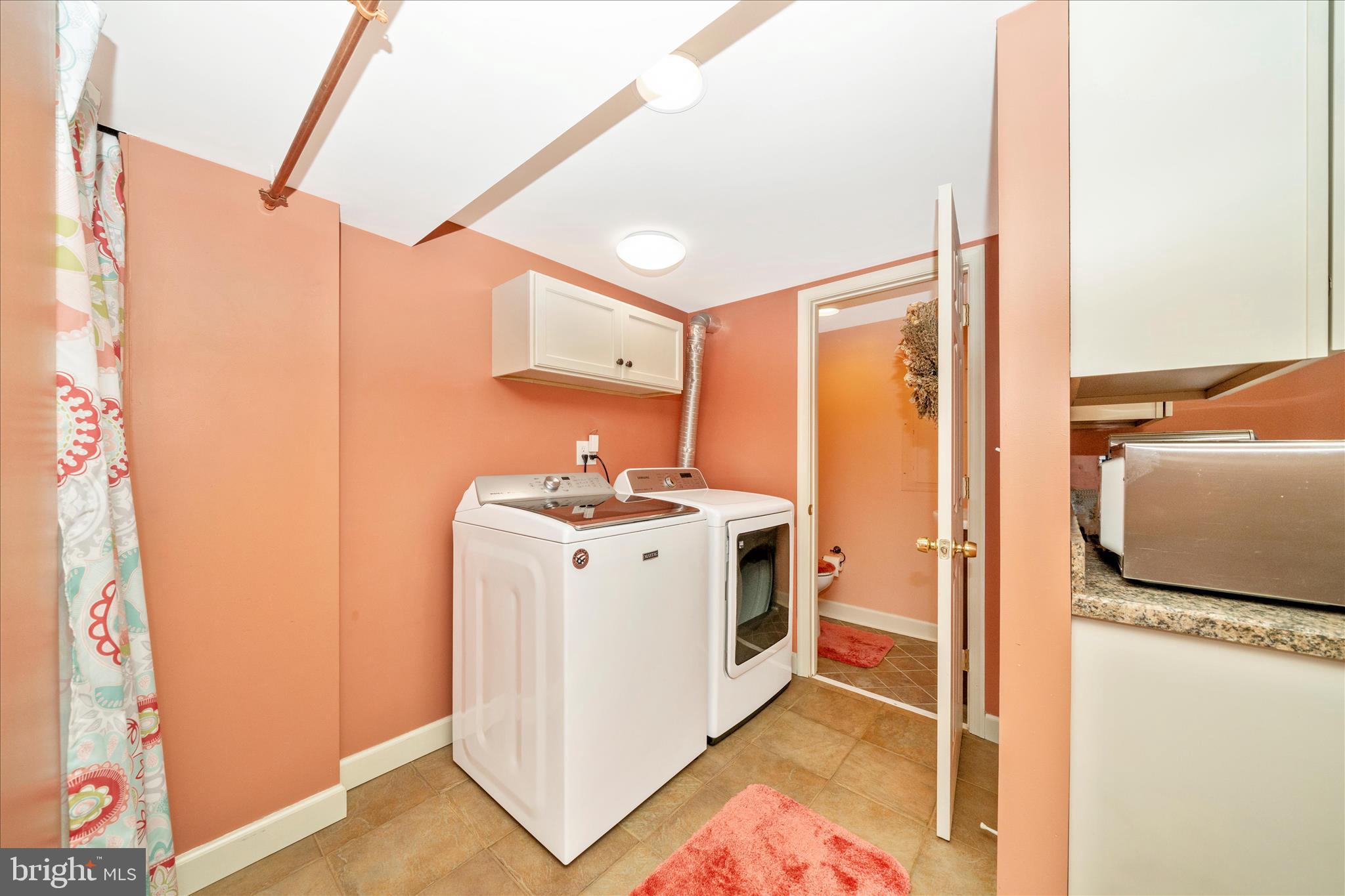 OAKLEE VILLAGE - Residential