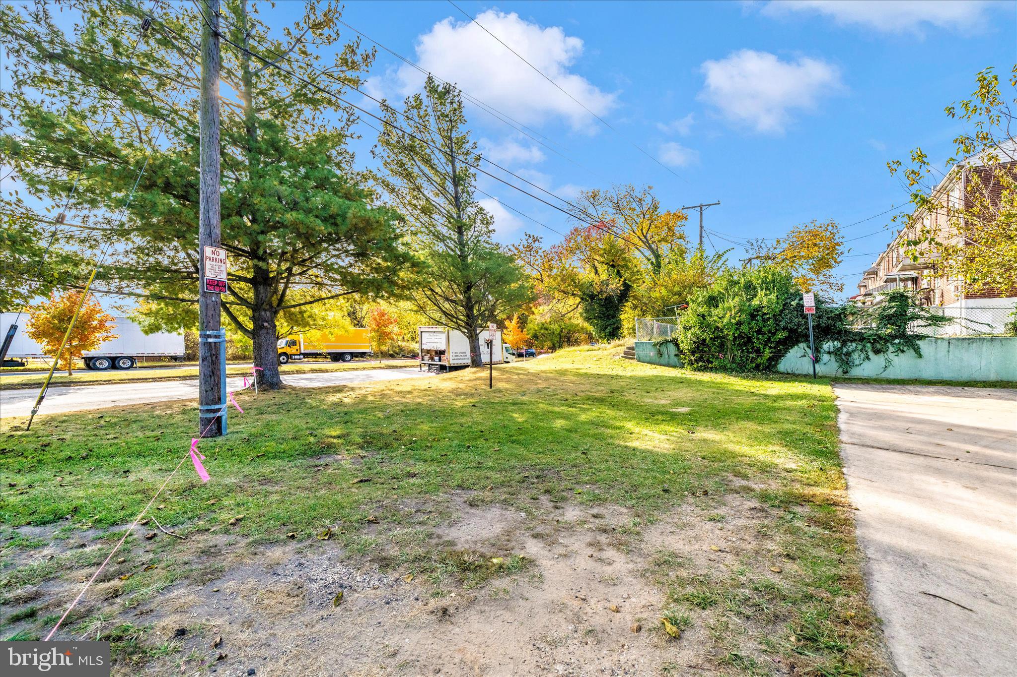 OAKLEE VILLAGE - Residential