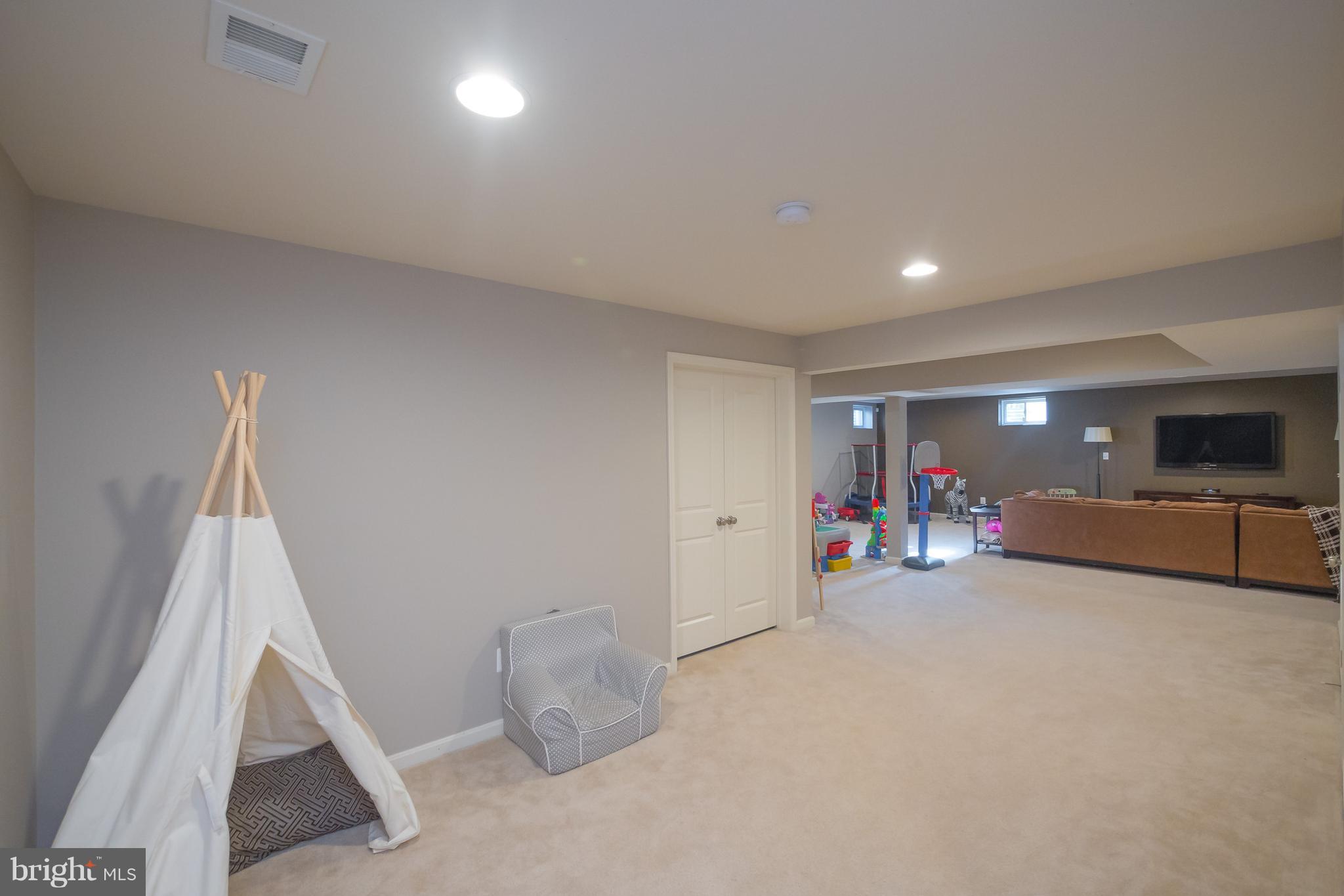 BRAMBLETON - Residential