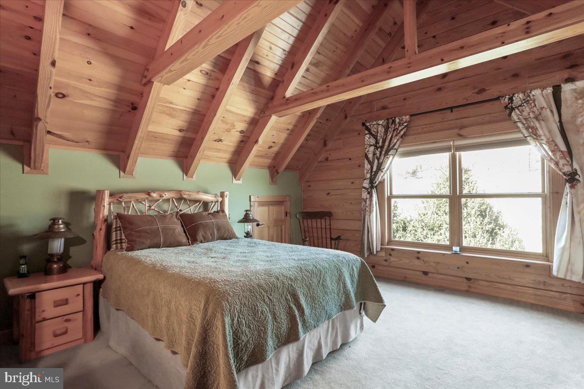 GRETCHEN ACRES - Residential