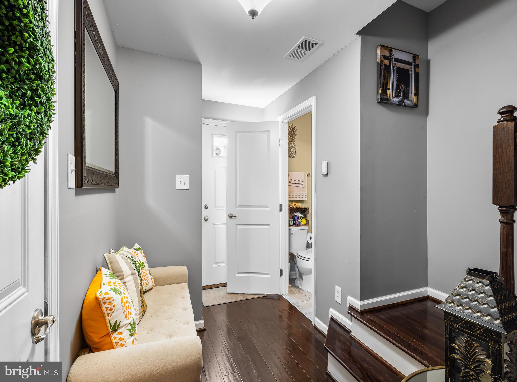1032 REGENCY PLACE