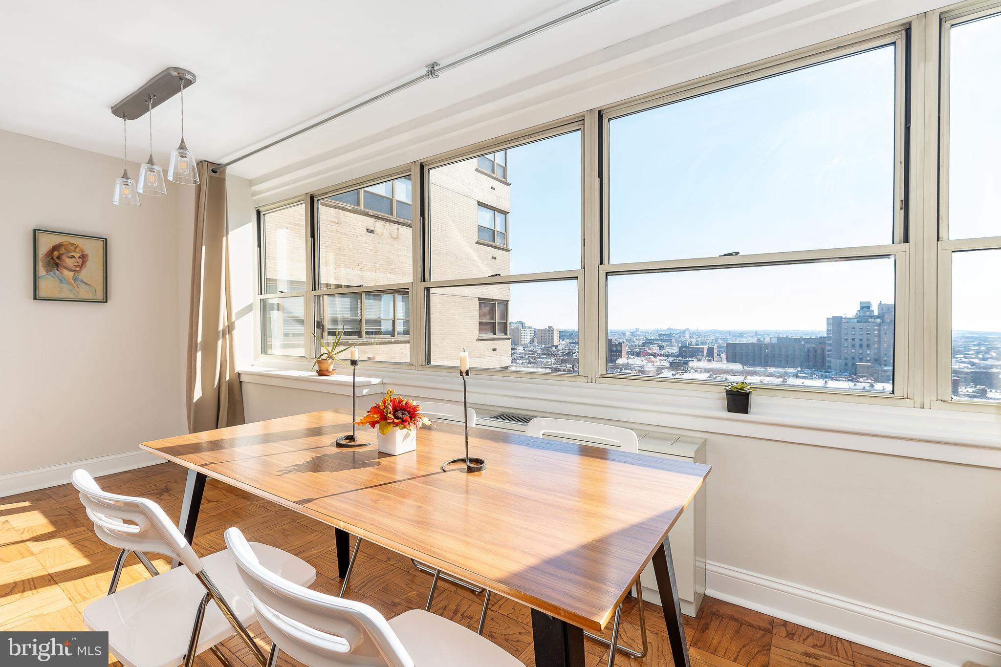 RITTENHOUSE SQUARE - Residential