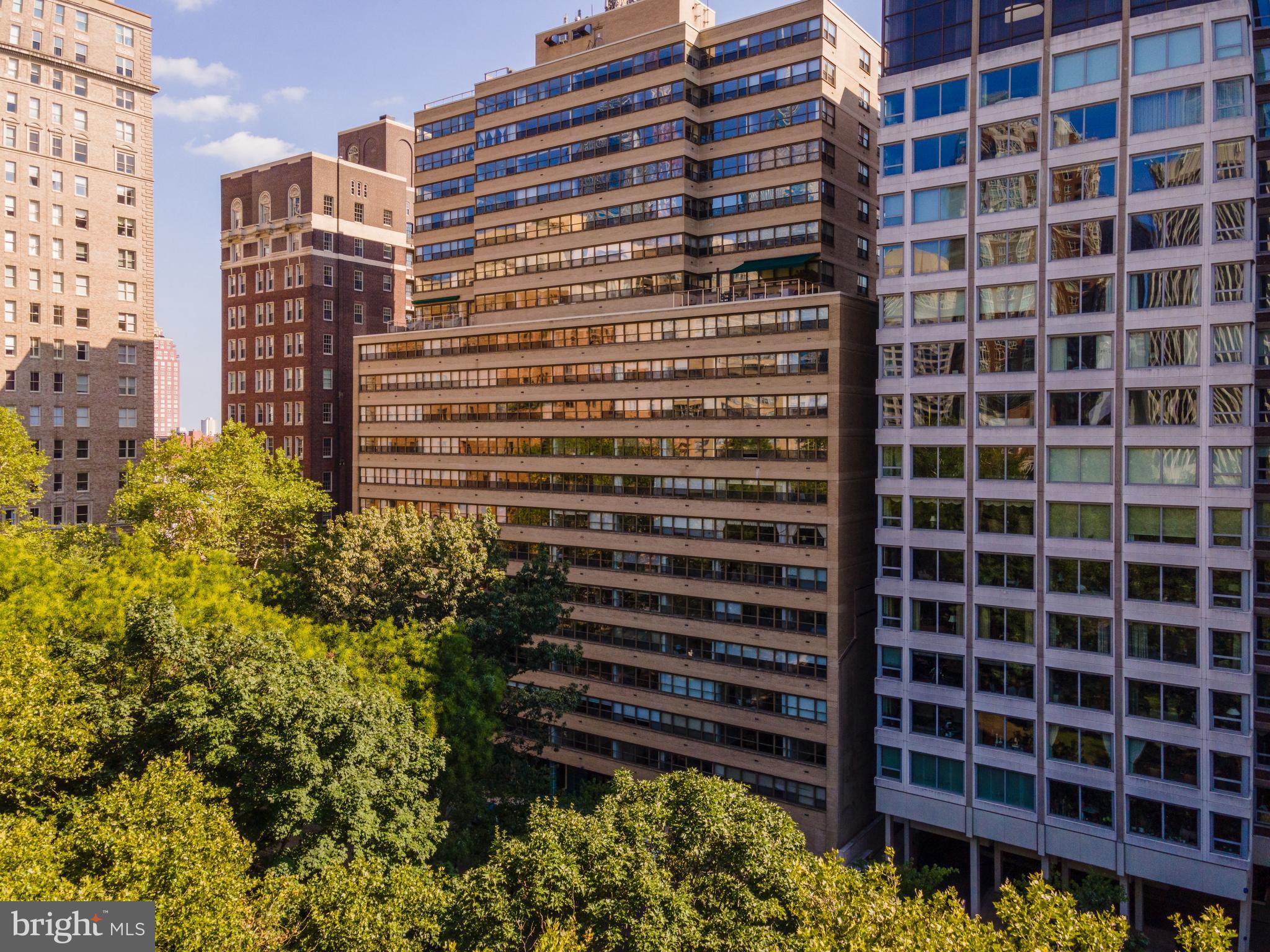 RITTENHOUSE SQUARE - Residential