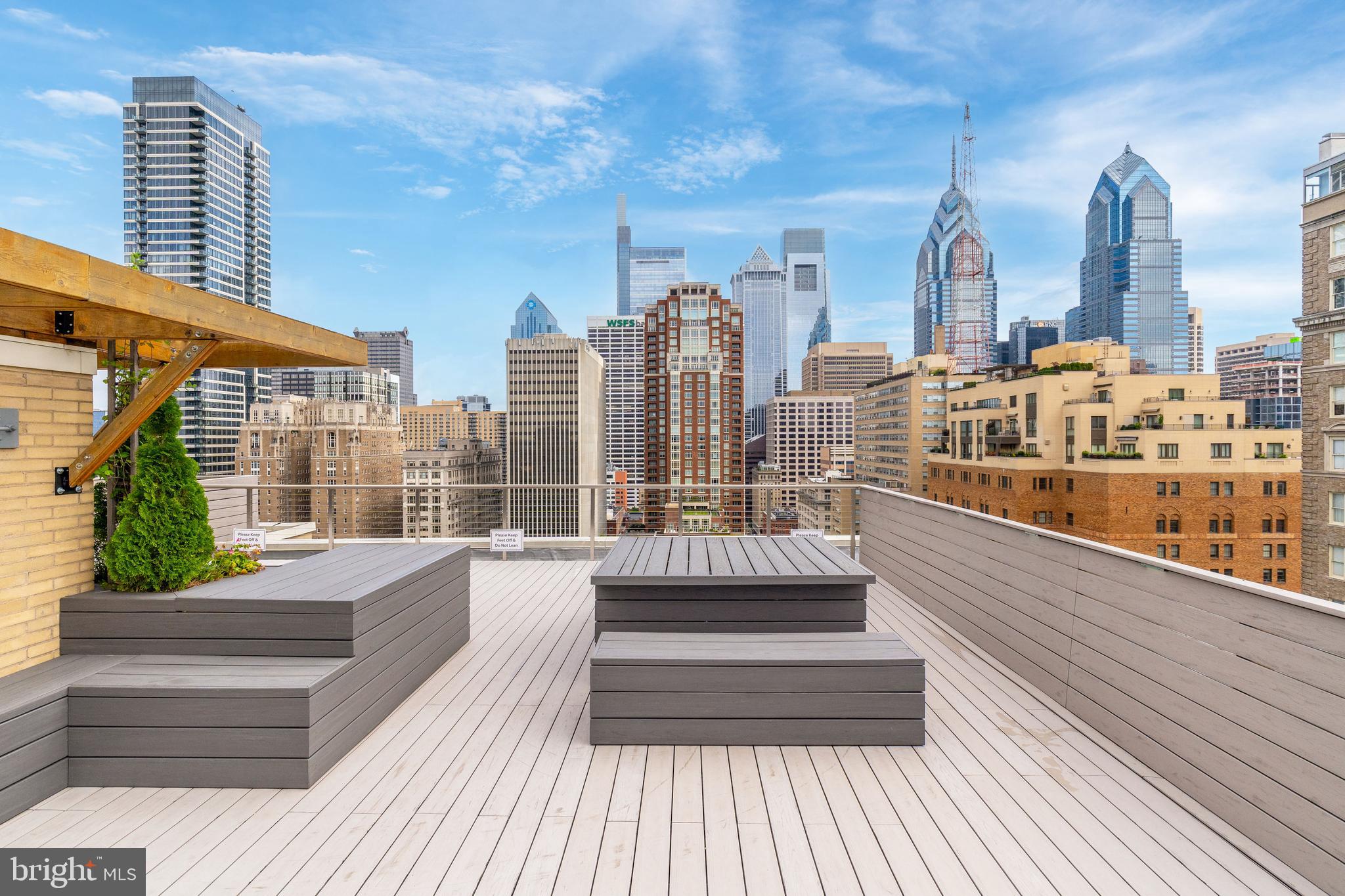 RITTENHOUSE SQUARE - Residential