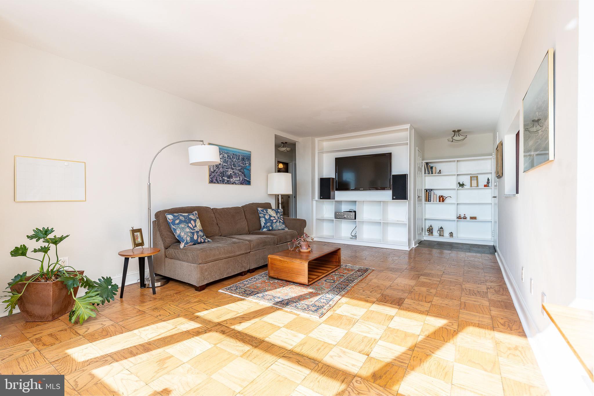 RITTENHOUSE SQUARE - Residential