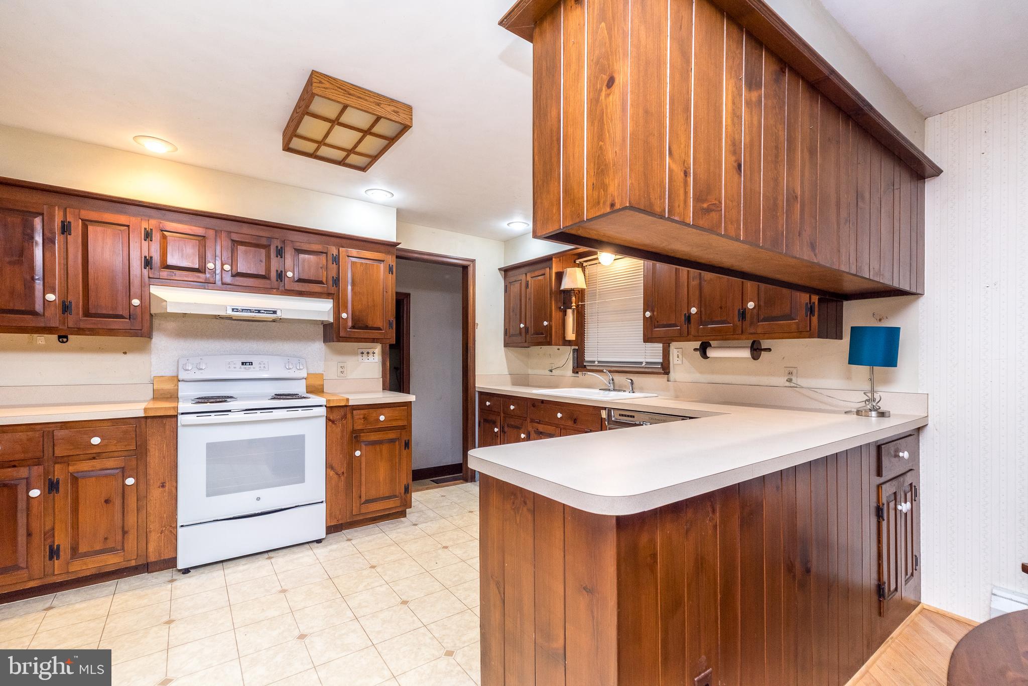 255 PARK DRIVE W W