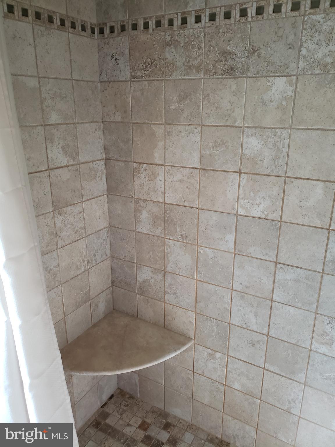 NORTH RED OAK (WEST) - Residential