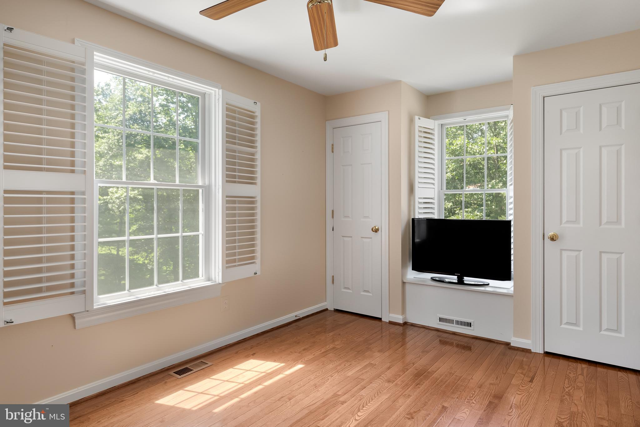 NORTH RED OAK (WEST) - Residential