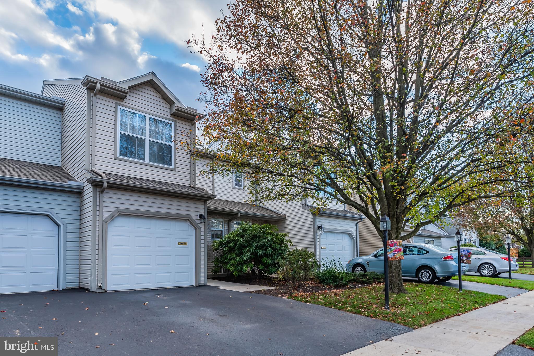 CHESTNUT TOWNHOUSES - Residential Lease