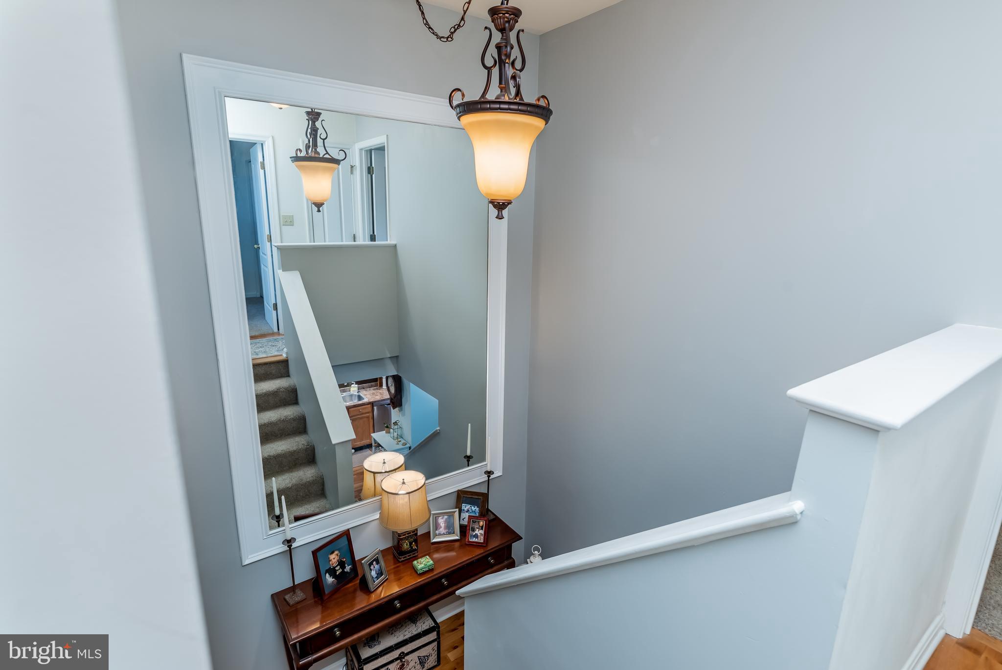 CHESTNUT TOWNHOUSES - Residential Lease