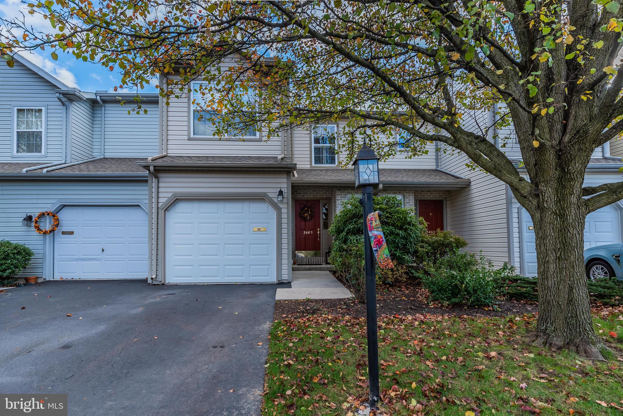 CHESTNUT TOWNHOUSES - Residential Lease