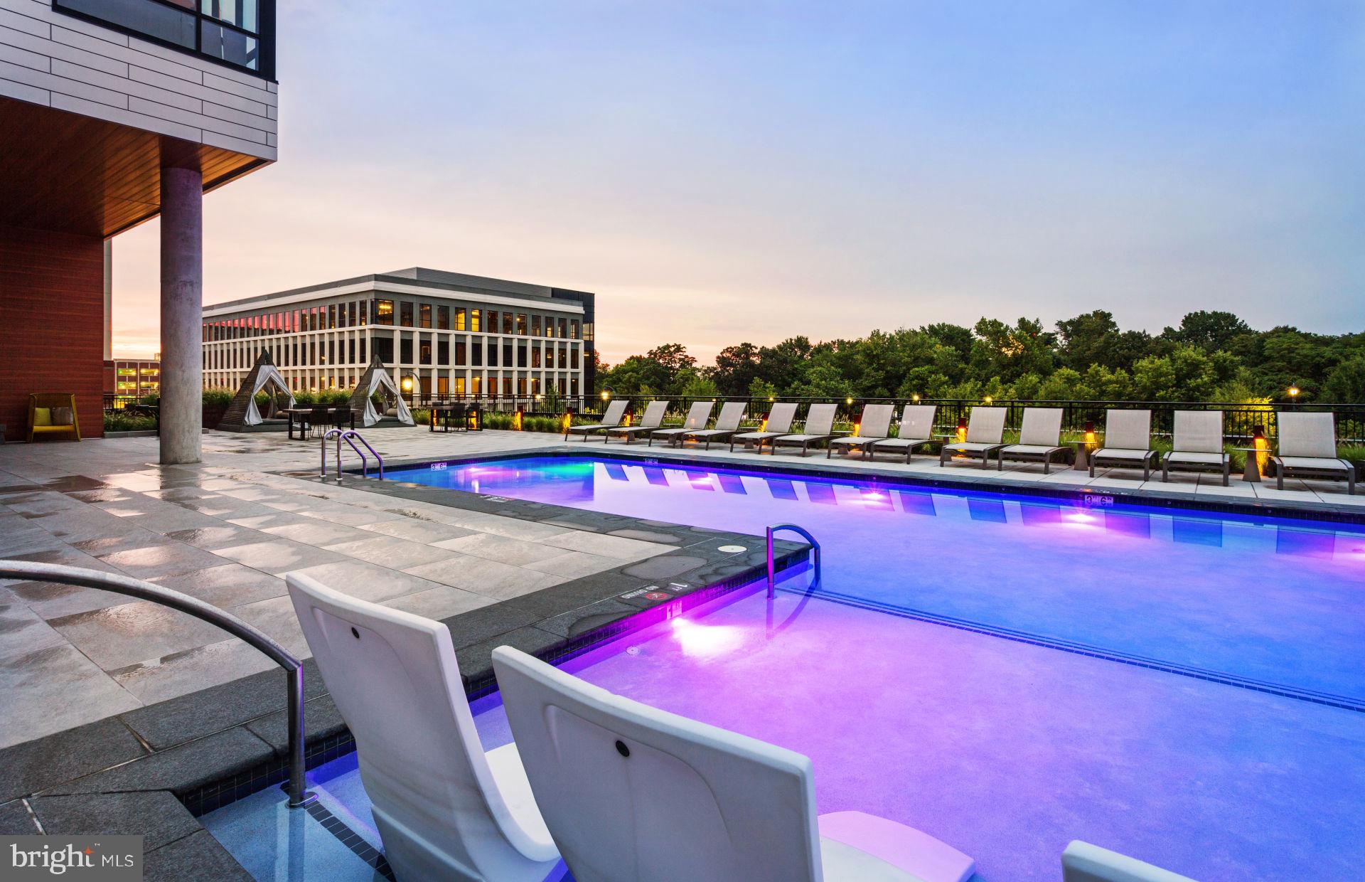 BLVD FLATS AT NATIONAL HARBOR - Residential