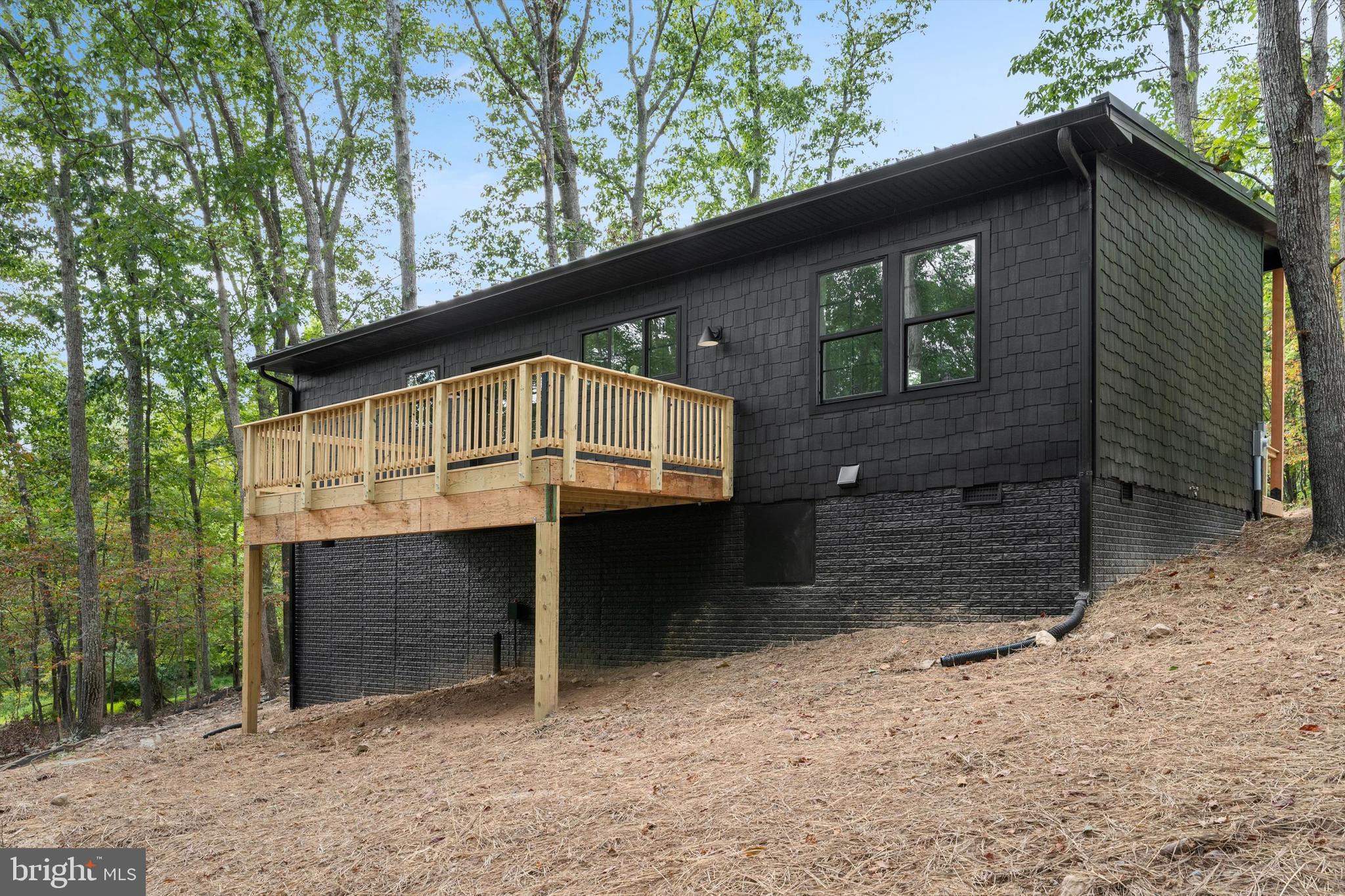 RIVER VIEW PARK - Residential