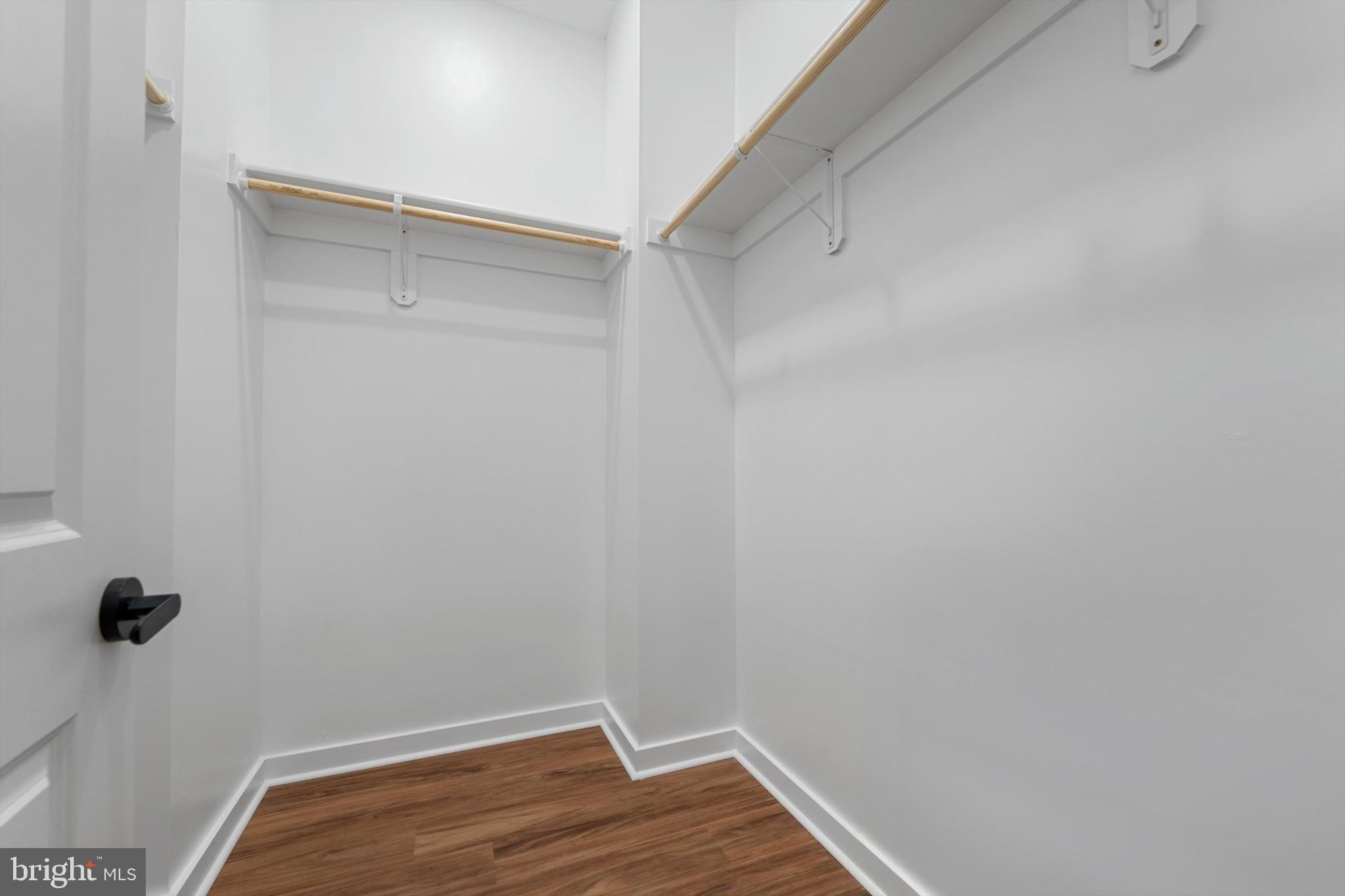 RIVER VIEW PARK - Residential