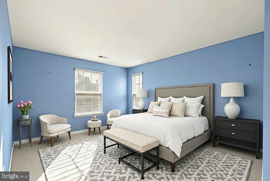 THREE FLAGS - Residential