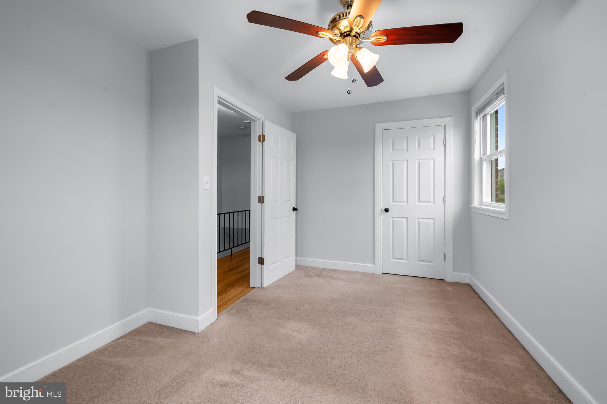 MEDFIELD - Residential