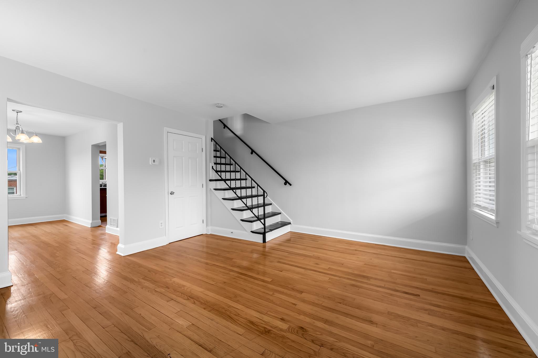 MEDFIELD - Residential